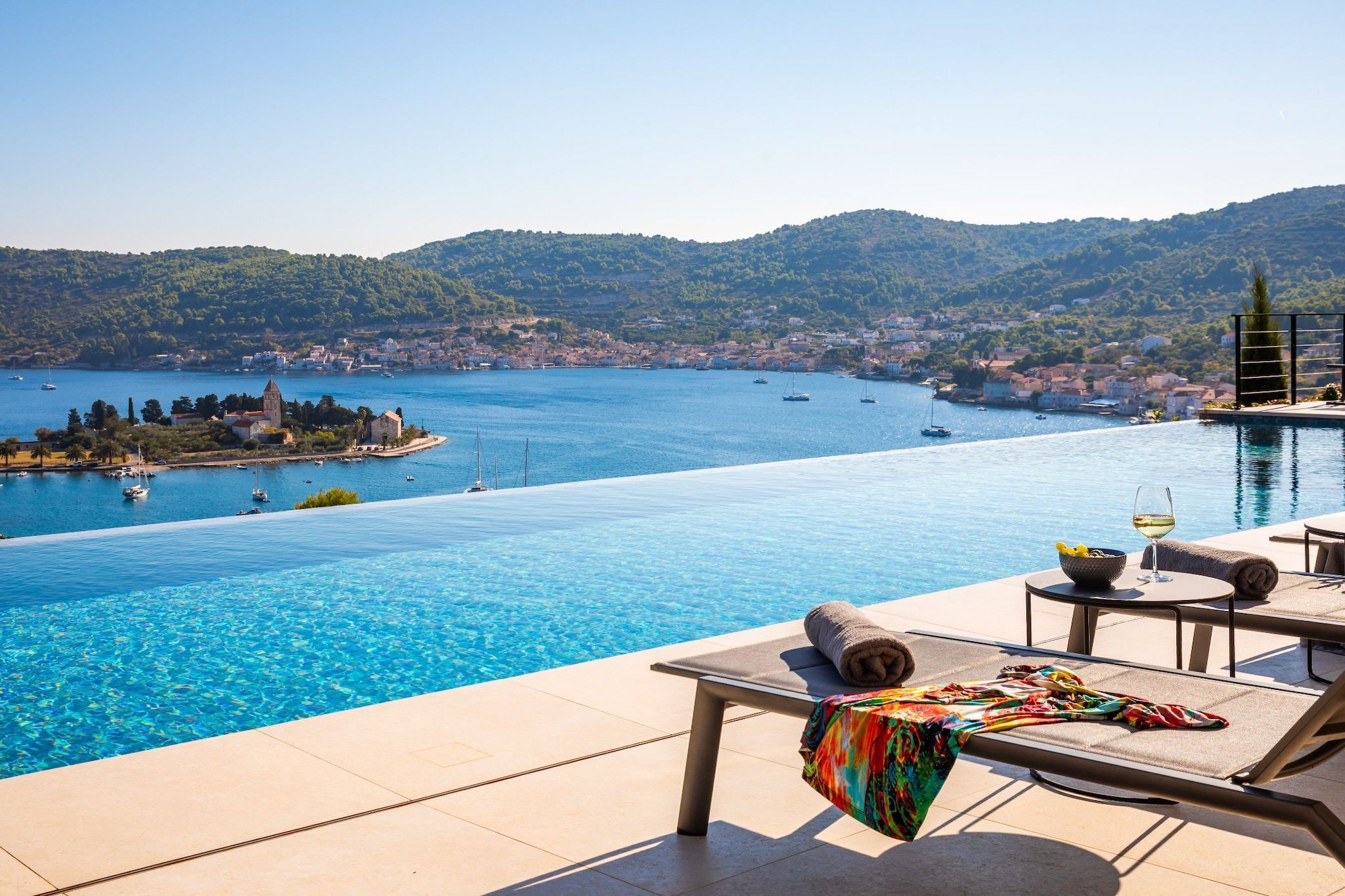 Breathtaking Villa  Vis Five Bedroom Villa with the Pool - Vue