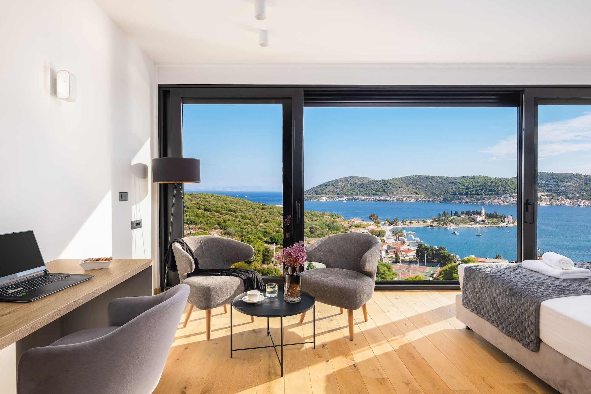 Breathtaking Villa  Vis Five Bedroom Villa with the Pool - Vue