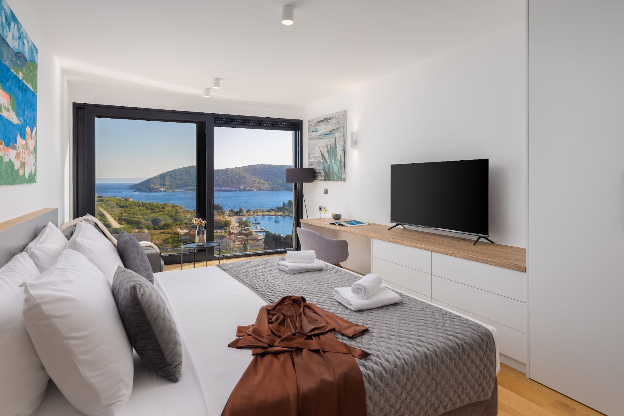 Breathtaking Villa  Vis Five Bedroom Villa with the Pool - Chambre