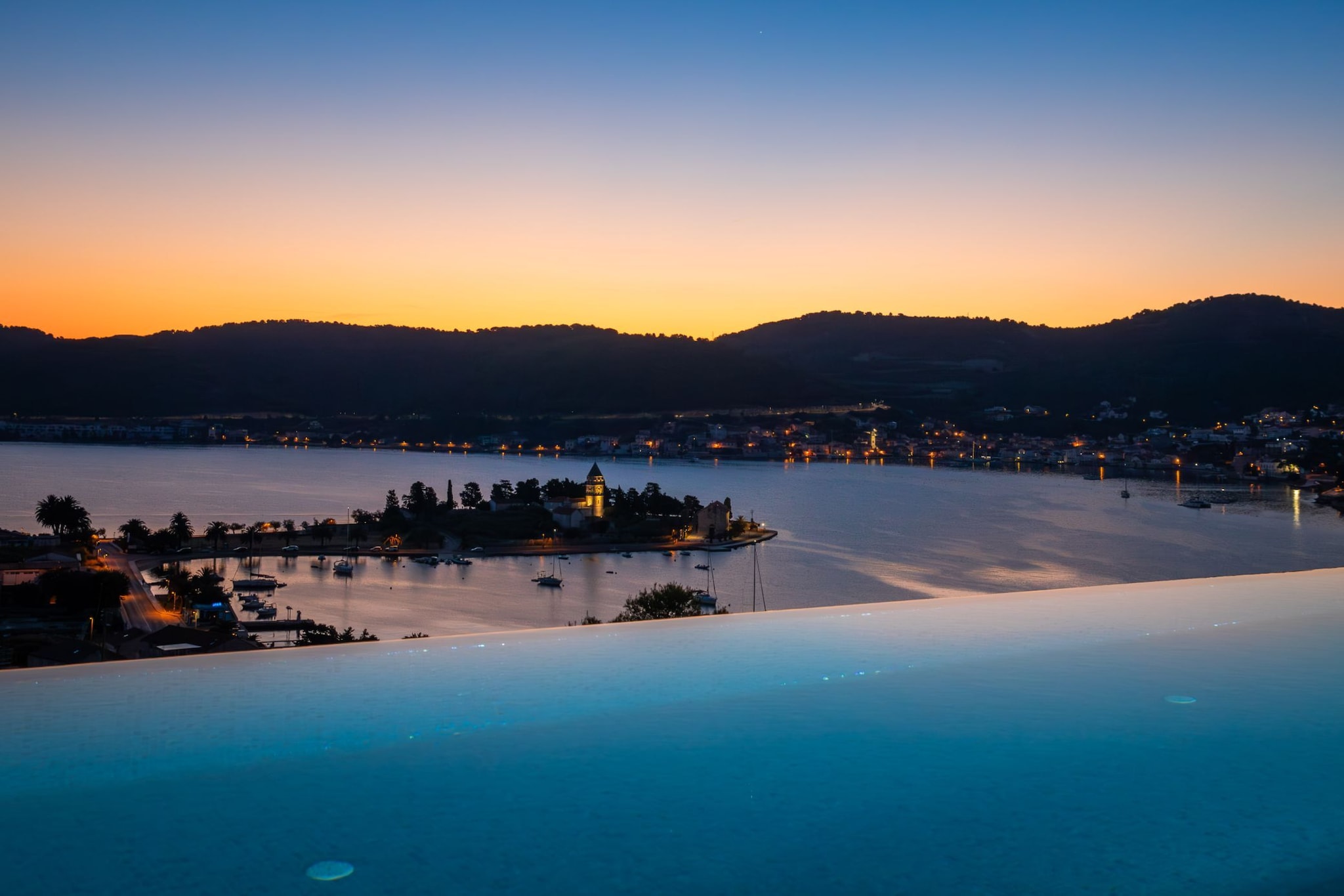 Breathtaking Villa  Vis Five Bedroom Villa with the Pool - Vue