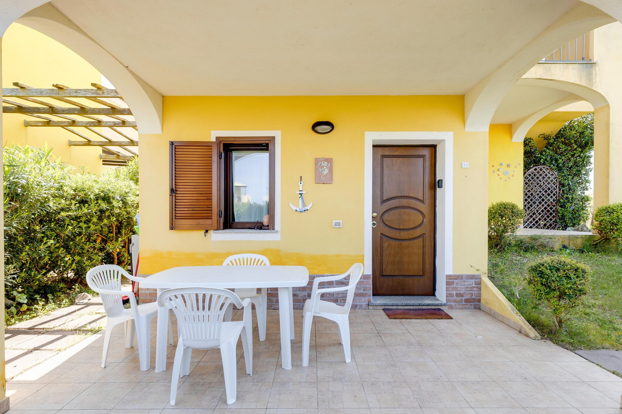 Exterior Summer