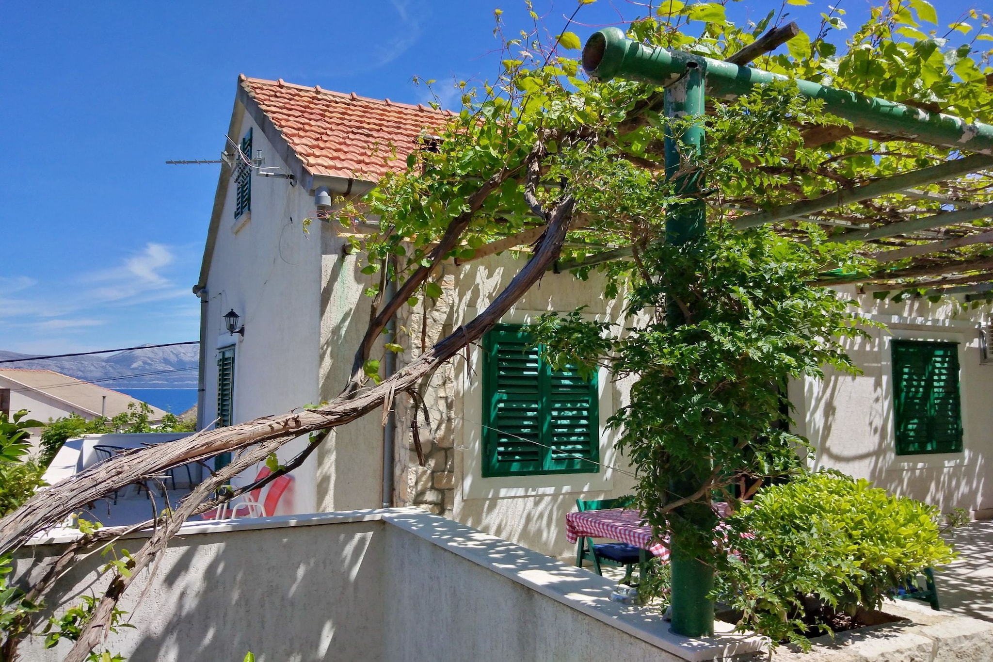 Guest House Hazdovac Apartment - Two Bedroom Apartment with Terrace and Sea View - Buitenlucht