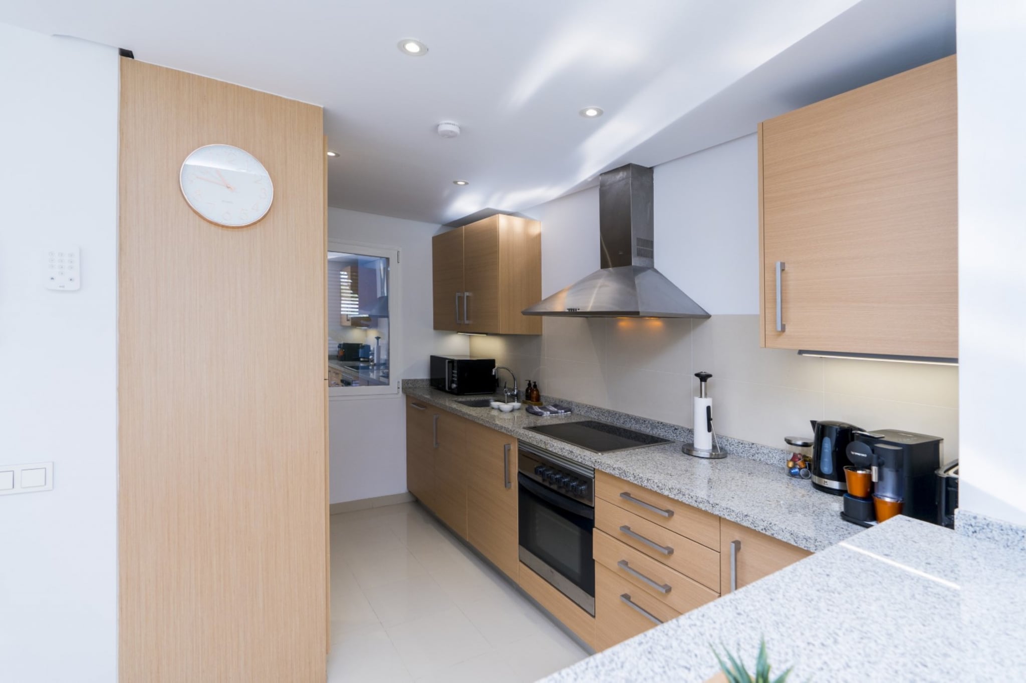 4-Guest Lagoon Resort Apartment