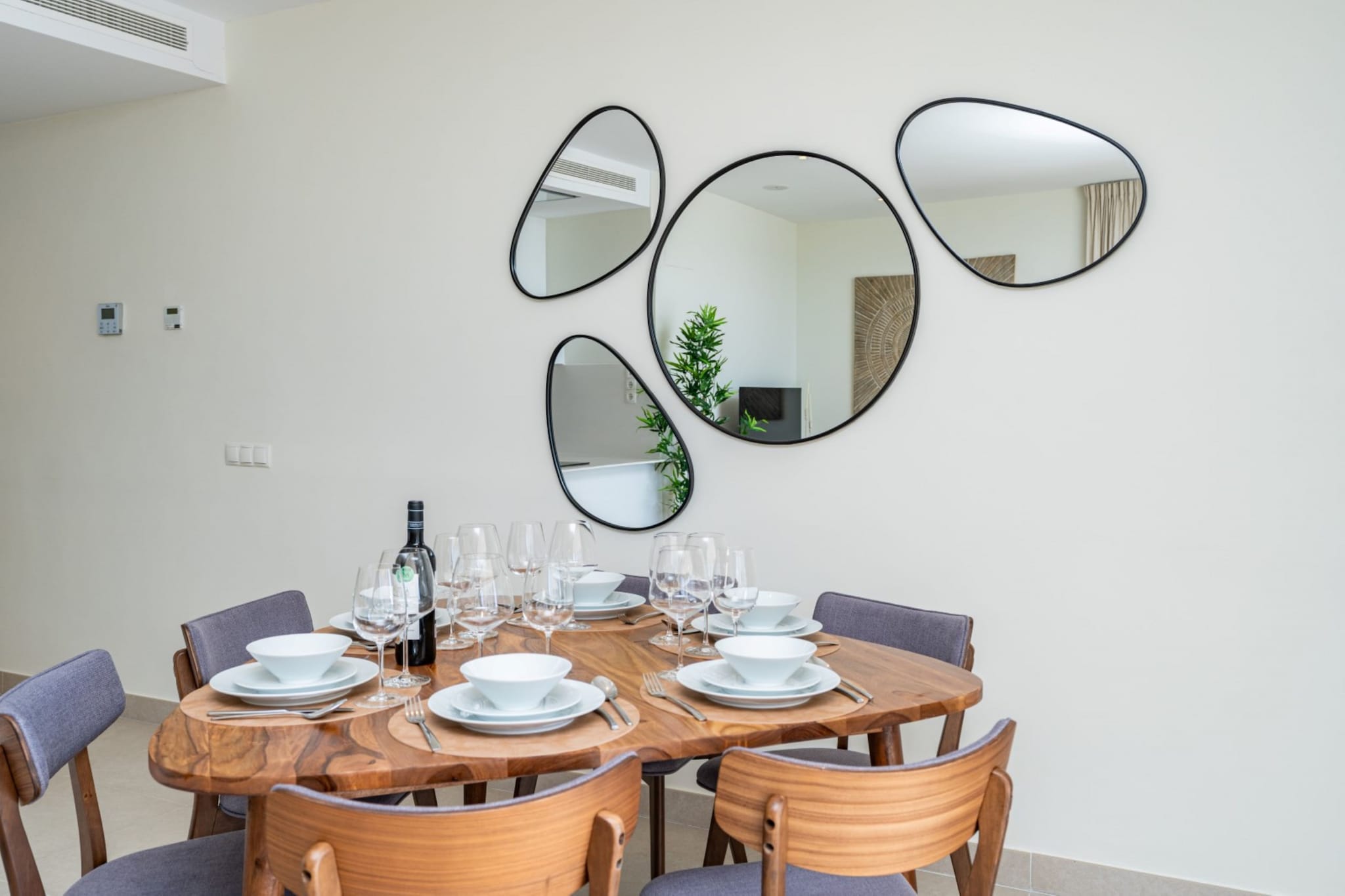 Elevator, open kitchen(electric kettle, toaster, coffee machine, oven, microwave, dishwasher, fridge, freezer, dishes and cutlery, Cooking basics), Living/diningroom(TV, dining table, seating area), bedroom(single bed, single bed), bedroom(double king size bed), bedroom(single bed, single bed), bathroom(shower, washbasin, toilet), bathroom(shower, washbasin, toilet), fitness room, Internet access, Garden Furniture , washing machine, balcony, air conditioning, terrace, parking, swimming pool(shared with other guests), iron, hairdryer, heating