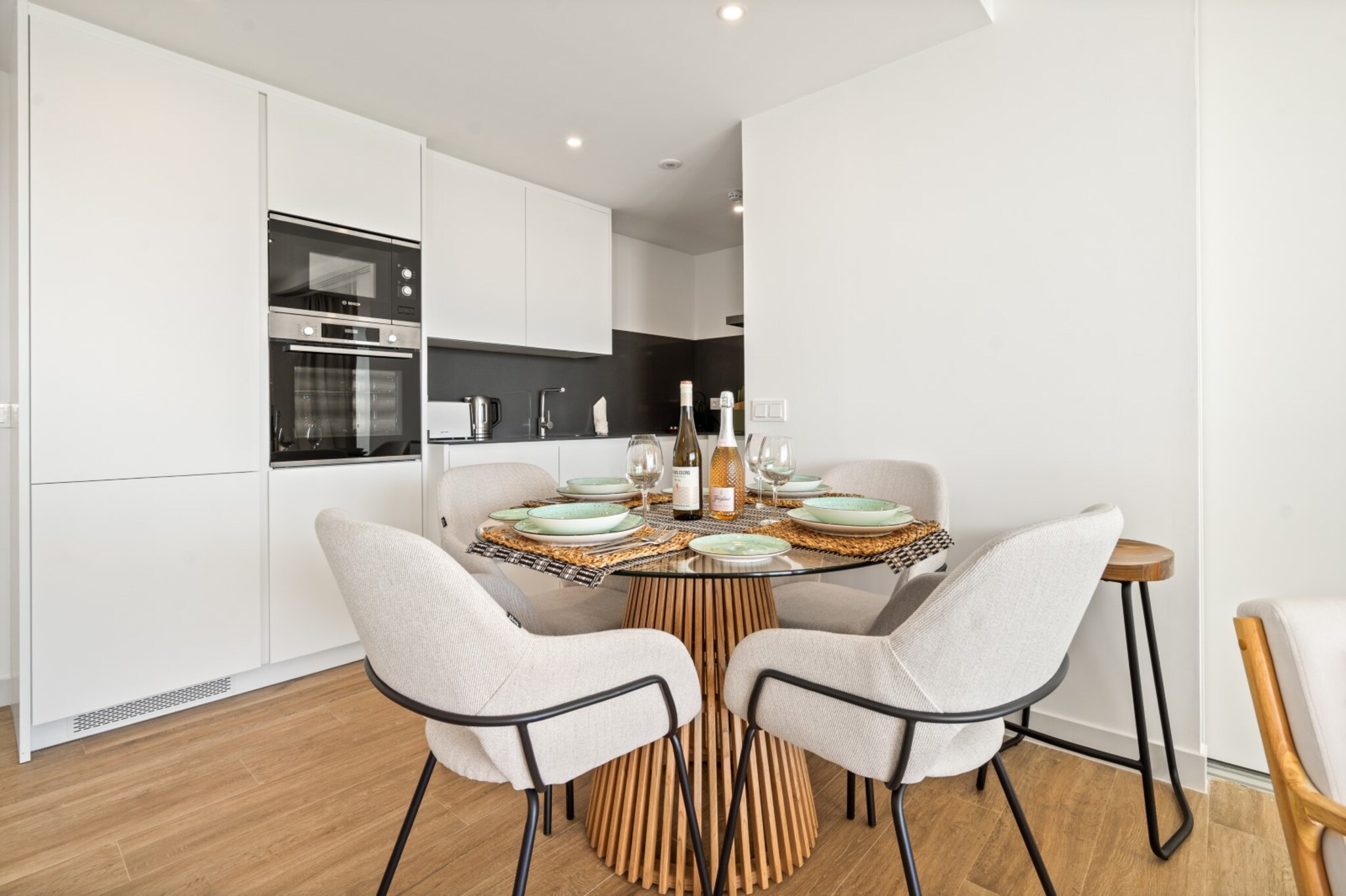 Stylish 2-Bedroom Apartment in Casares