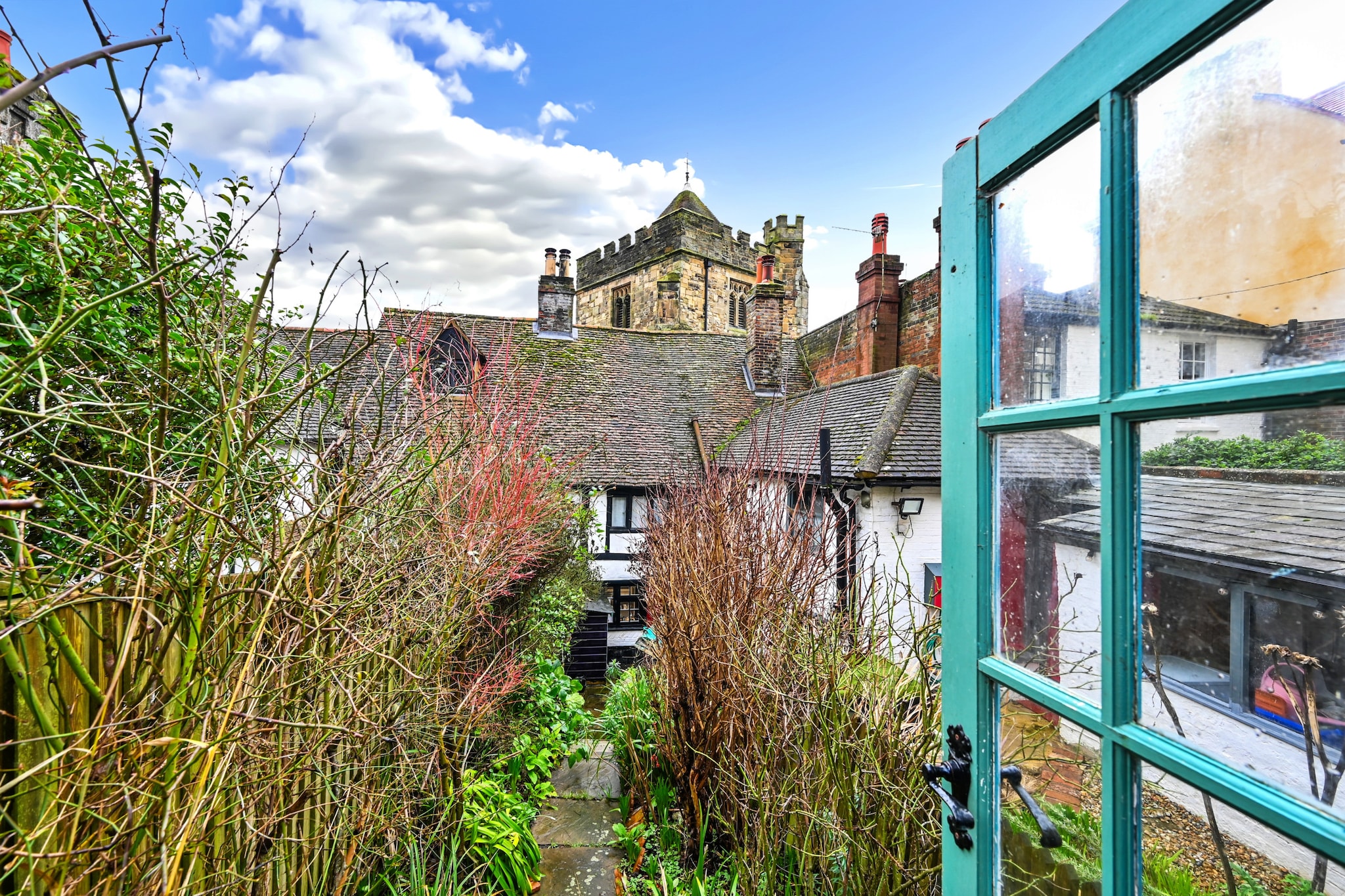 Old Town Cottage, Hastings - Außenbereich Sommer