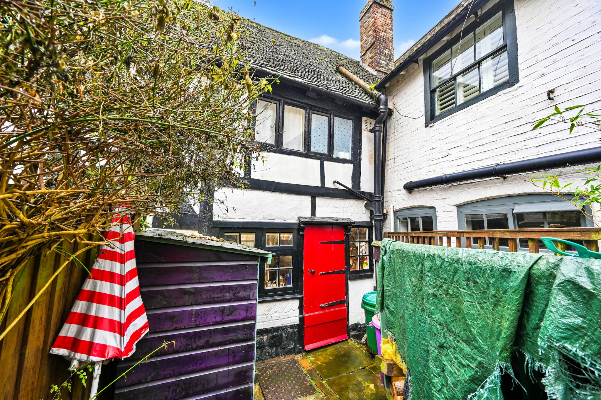 Old Town Cottage, Hastings - Außenbereich Sommer