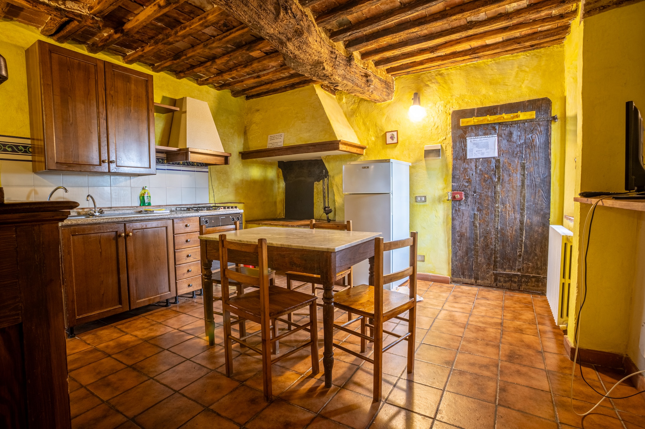 La Grotta di Montecchino App Uva - Eetkamer