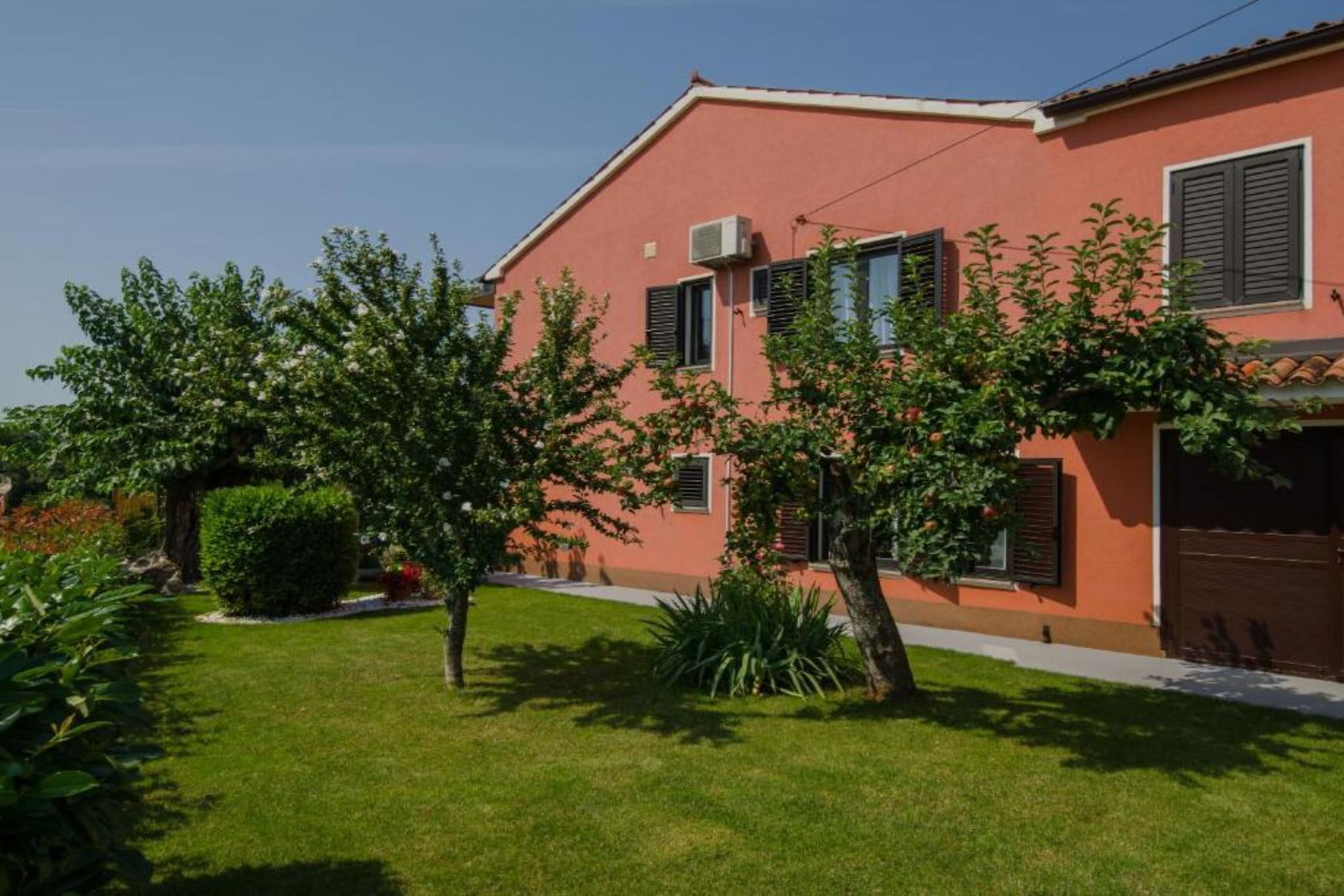Comfort Villa Roza in Umag - Five Bedroom Villa With Pool - Im Freien