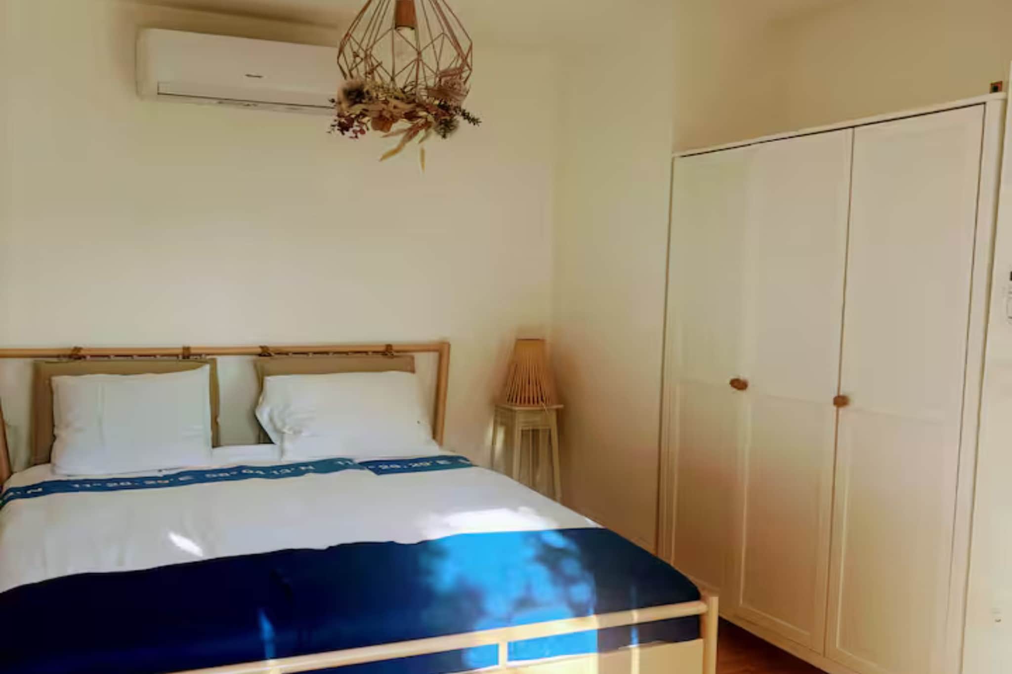 Authentic Istrian Apartments Villa Zambratija - Two Bedroom Apartment with Terrace and Garden - Slaapkamer