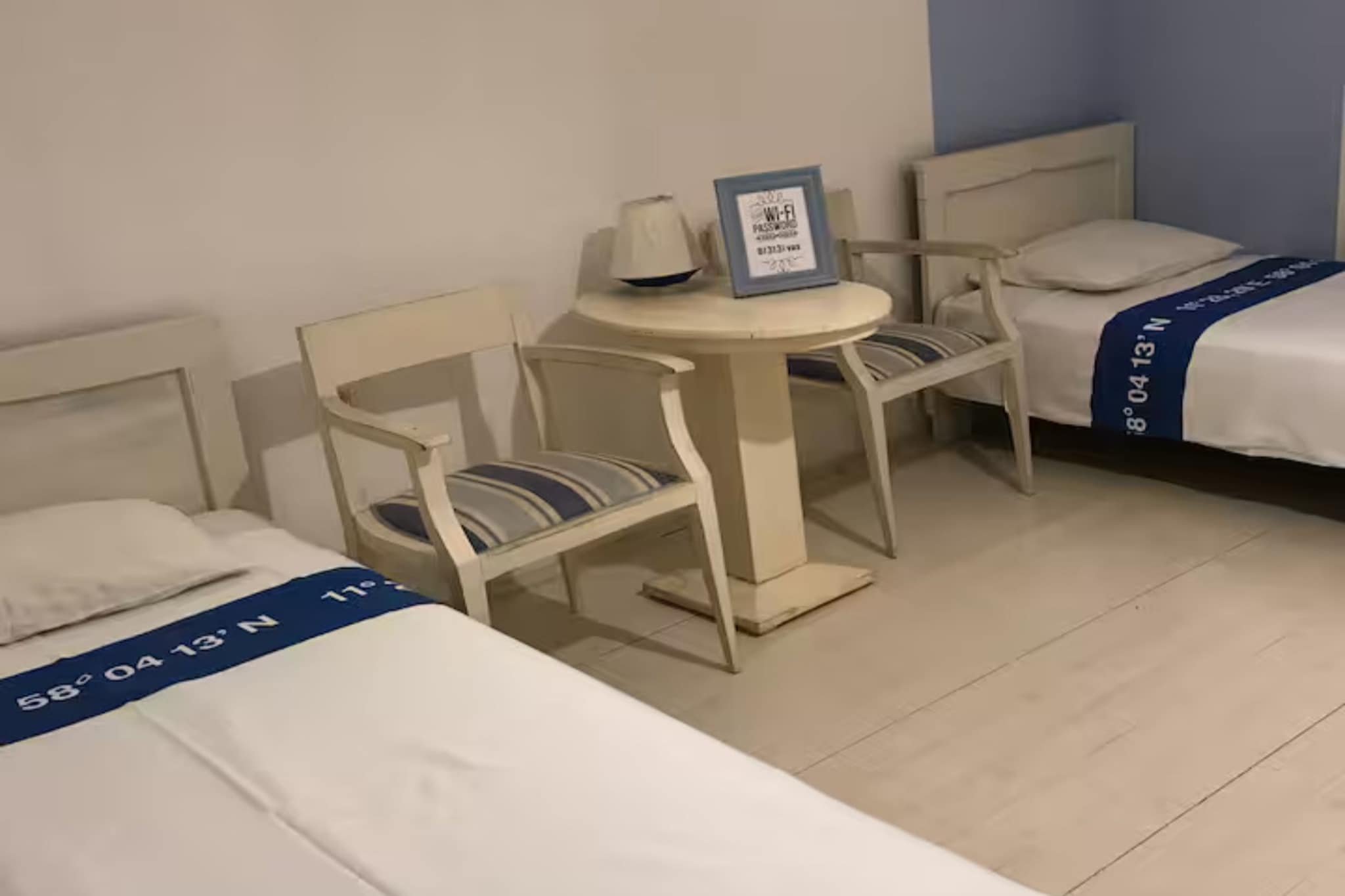 Authentic Istrian Apartments Villa Zambratija - Two Bedroom Apartment with Terrace and Garden - Slaapkamer