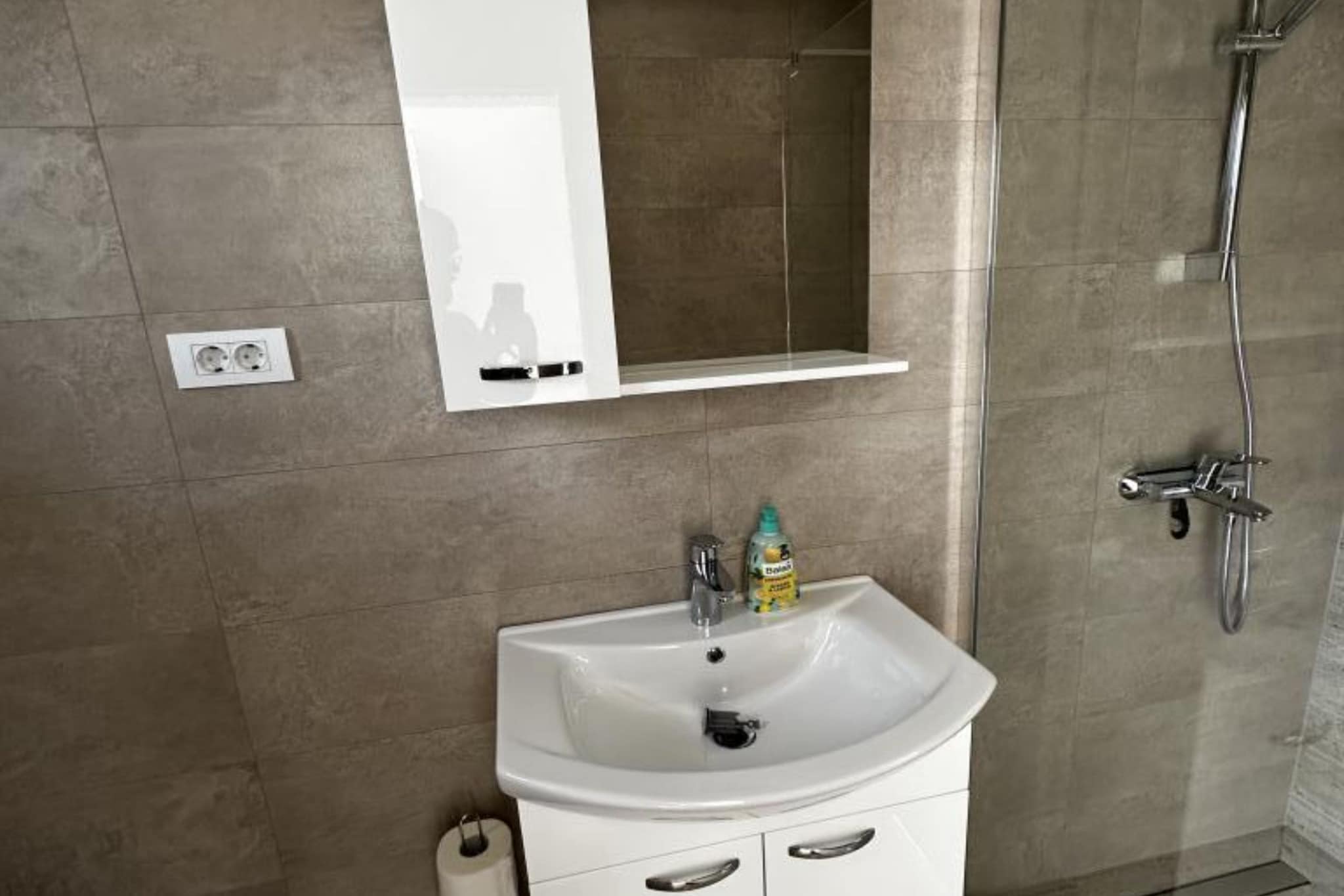 Apartmani Murter Blue - One bedroom apartment 3 - Badkamer
