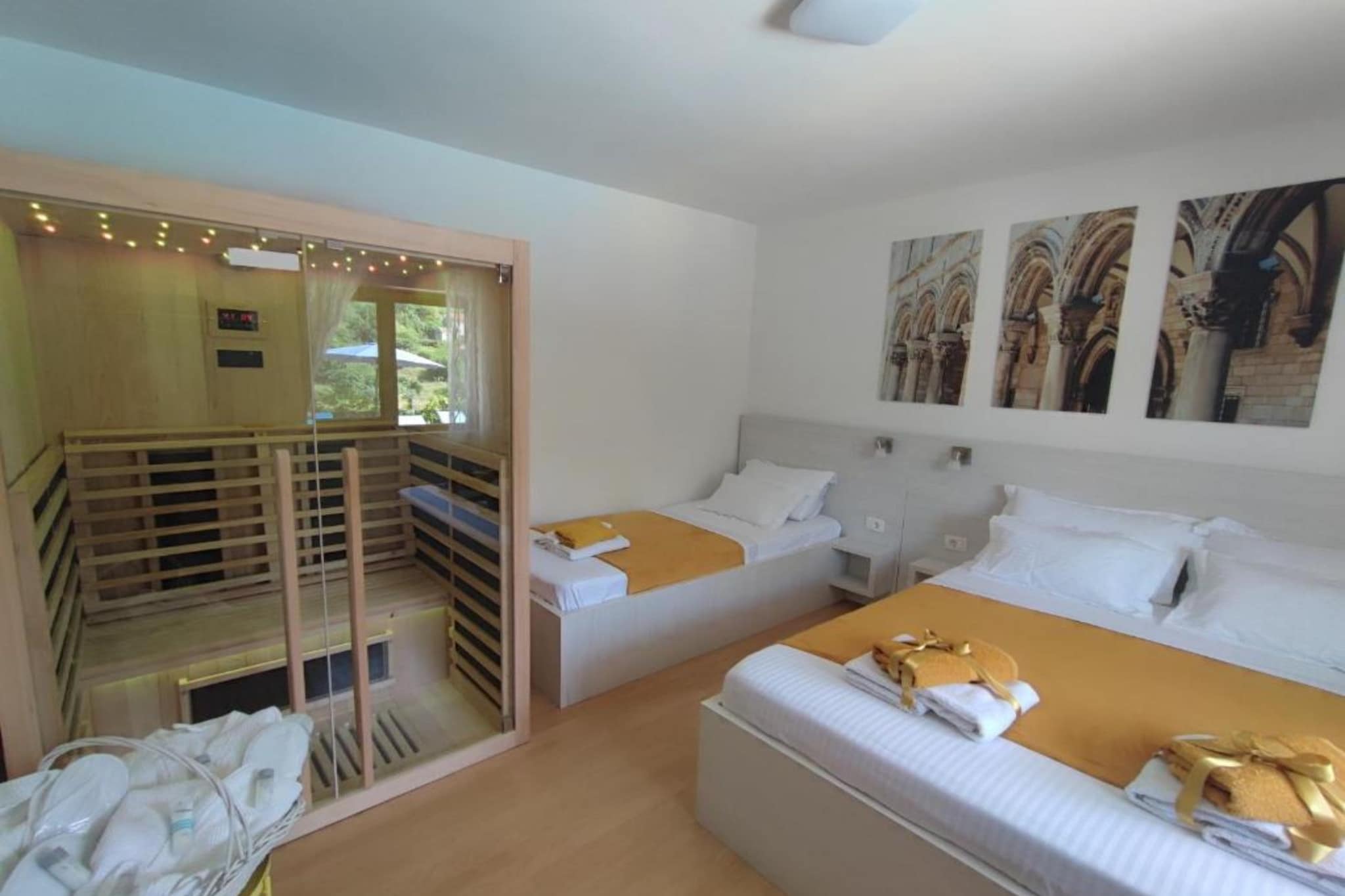 Peaceful Holiday Home Ivona - Three Bedroom Villa with Swimming Pool and Hot-Tub - Slaapkamer