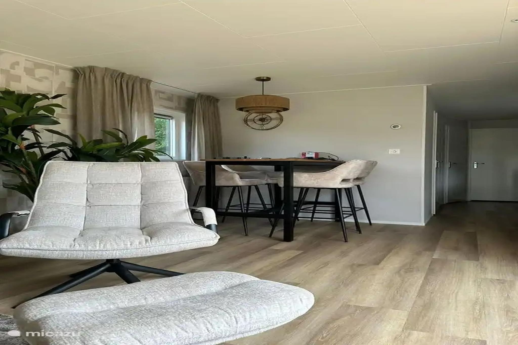 Chalet de Blauwe regen - Woonkamer