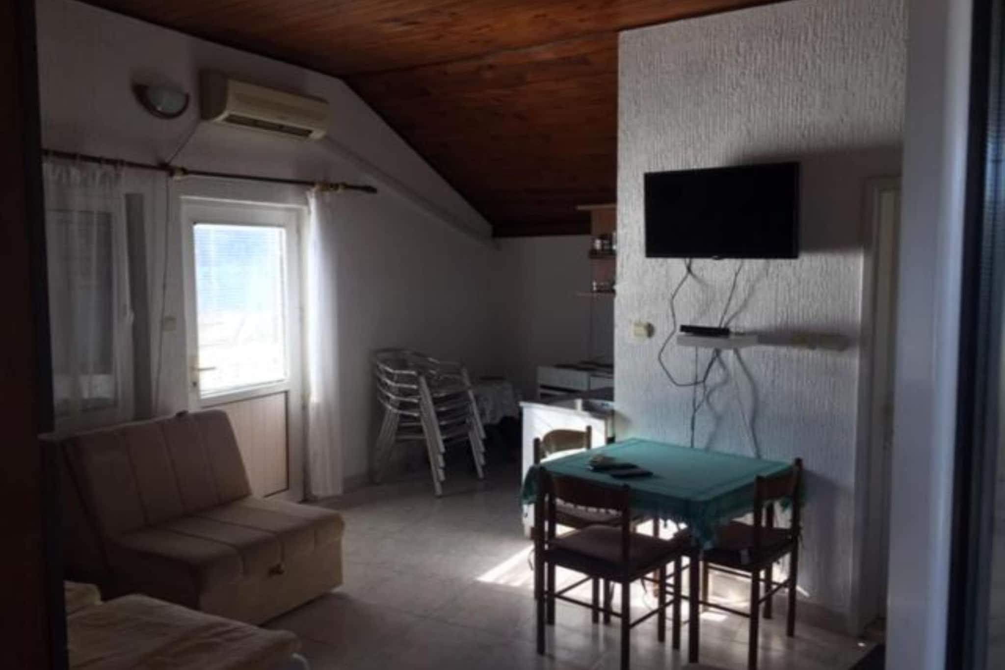 Apartments Roza - Studio Apartment with Sea View
