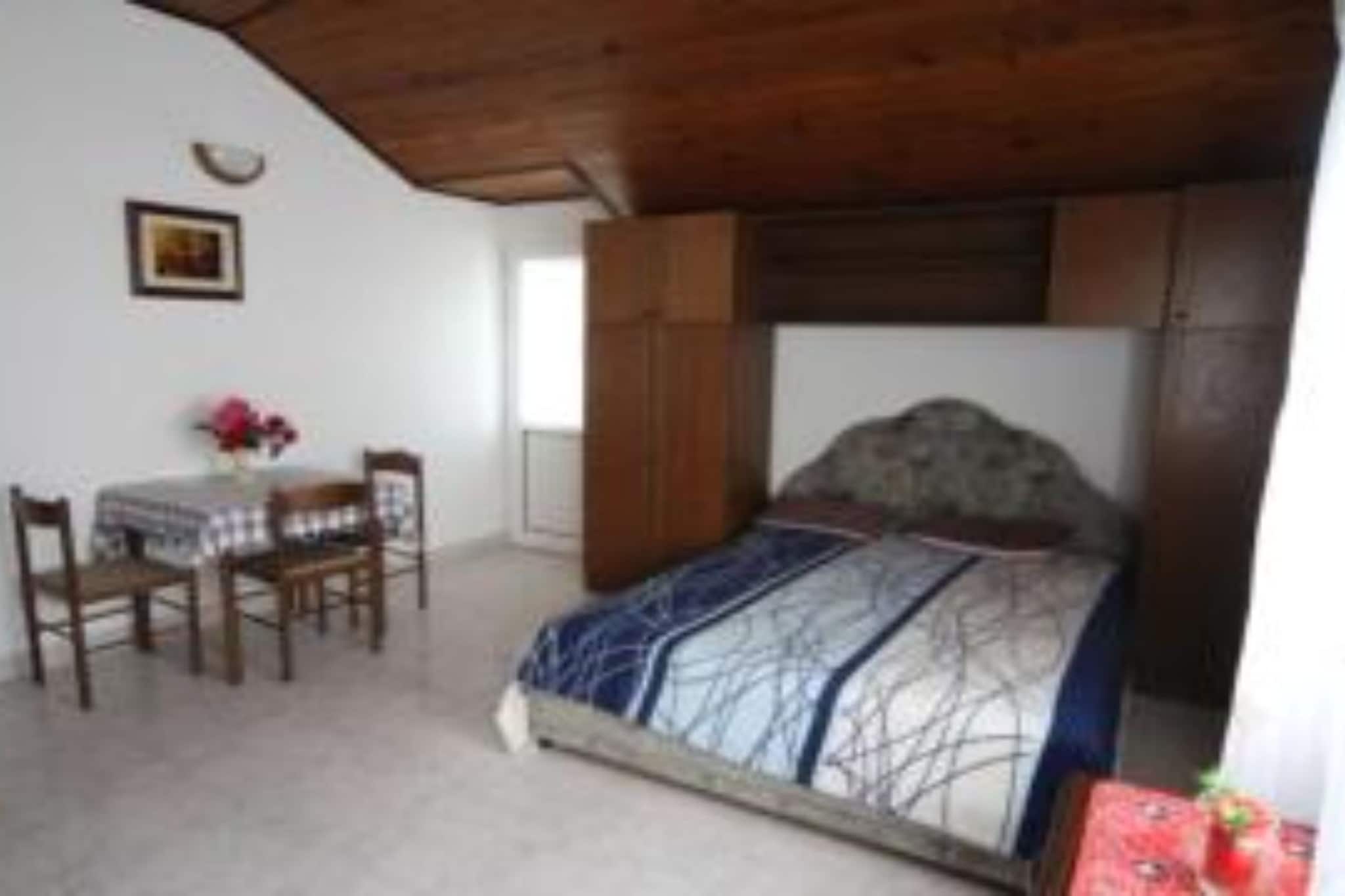 Apartments Roza - Studio Apartment with Sea View
