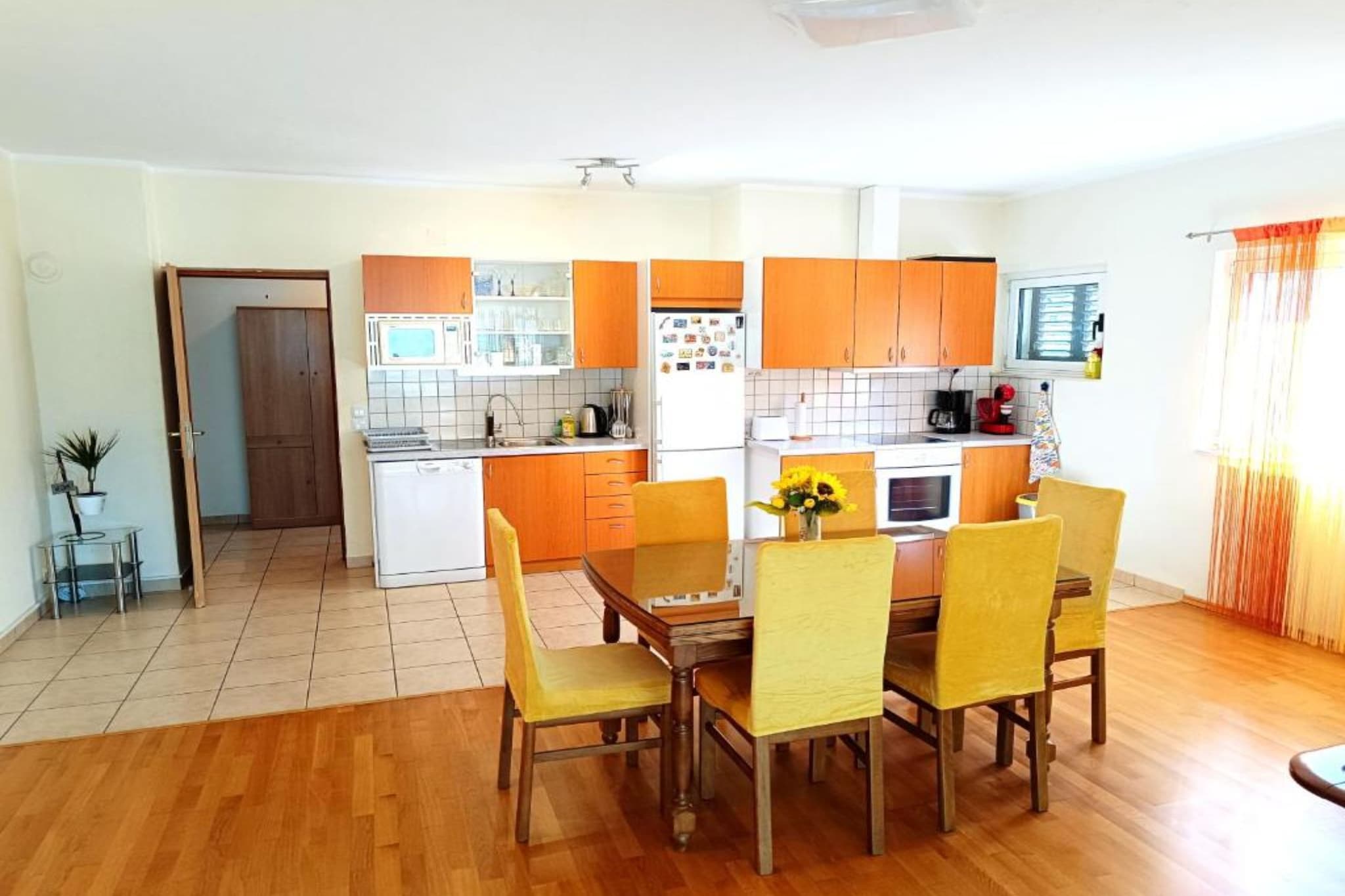 Adam Apartment Near the Airport - TwoBedroom Apartment