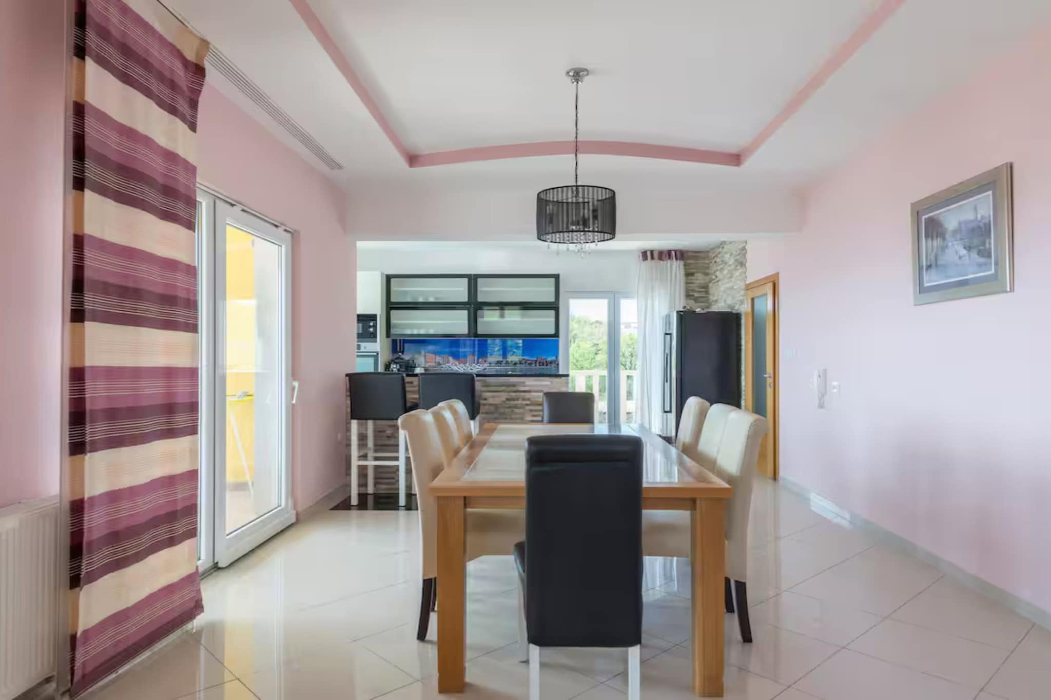 Villa Ana with Outdoor Pool, Sauna and Hot-Tub - Six Bedroom Villa with Outdoor Pool, Sauna and Hot-Tub - Eetkamer