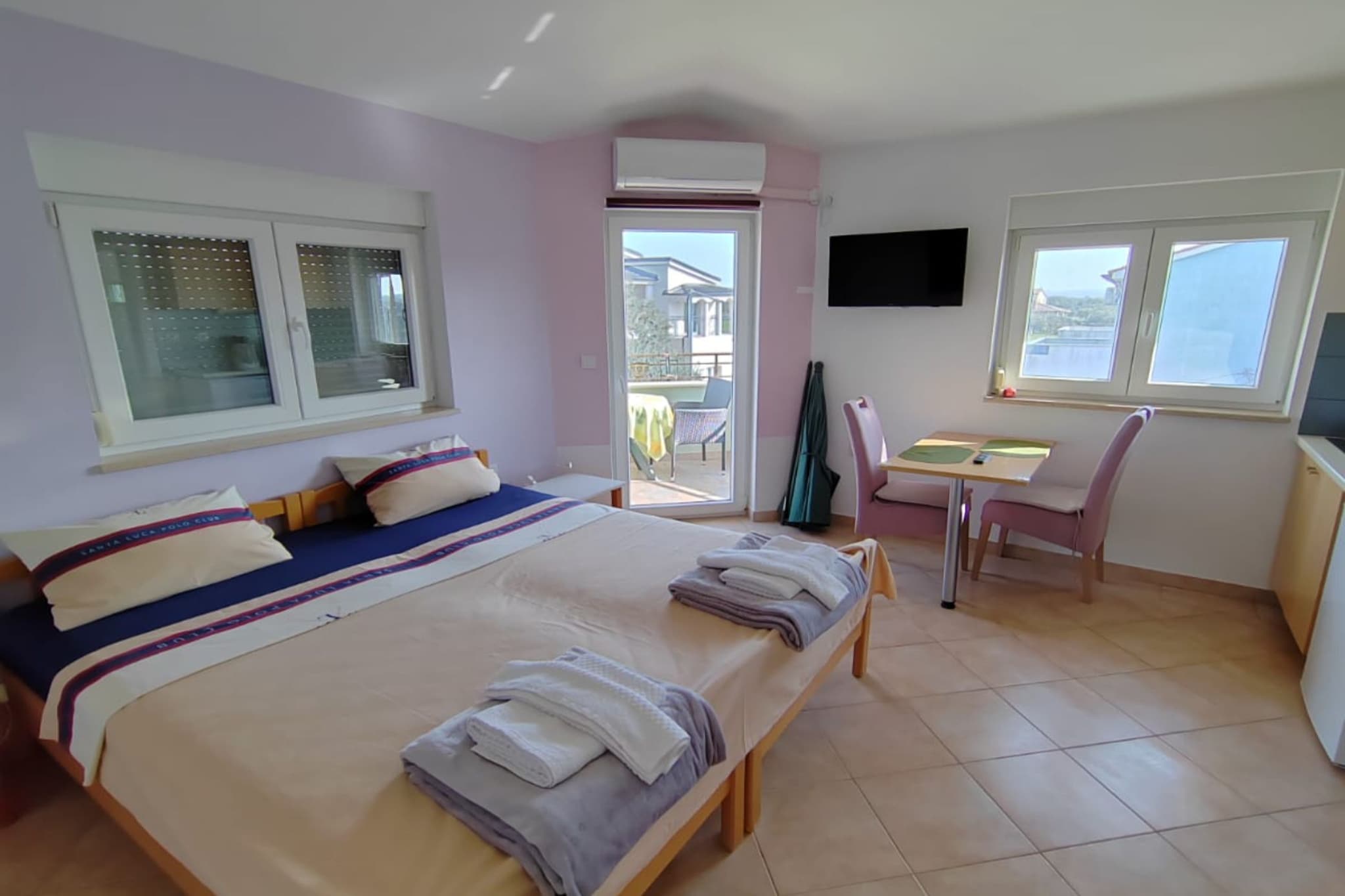 Villa Horizont - Four Bedroom Villa with Sea View - Bedroom