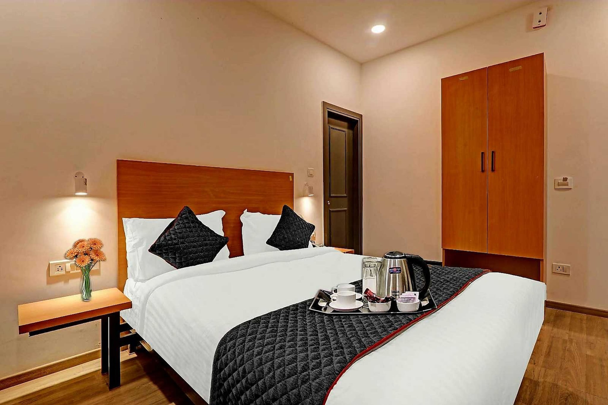 Enjoy a comfortable and hassle-free experience at our thoughtfully designed property. Each room is equipped with modern amenities, cozy bedding, and elegant decor to make you feel right at home. Located conveniently with easy access to public transport and major attractions, it's perfect for both business and leisure travelers. Cleanliness and guest comfort are our top priorities, and our team is available 24/7 to assist you throughout your stay.
 
Unmarried couples are warmly welcome at this property.
Guests with local ID proof are warmly welcome.
Foreign guests are welcome and allowed to stay at this property without any restrictions
Early Check-In Policy: A full day’s room rate will be charged for check-ins before 6:00 AM. Complimentary early check-in is available between 6:00 AM and 10:00 AM, subject to room availability.
 
Check-in is only available to guests aged 18 and above. Please provide a government-issued ID to confirm your age.