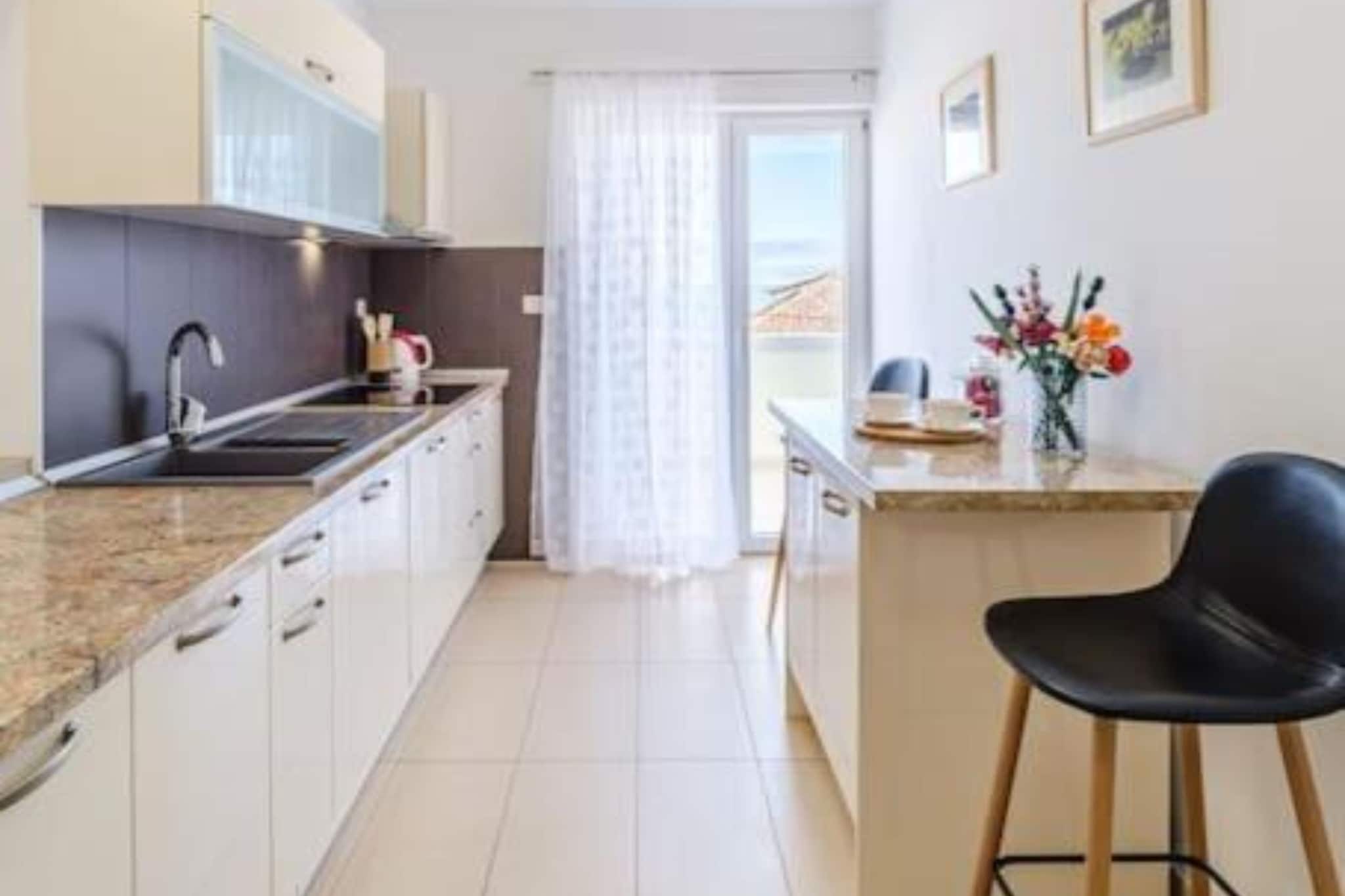 Sutivan Sea Terrace Apartment - Three Bedroom Apartment with Sea View and Terrace - Keuken