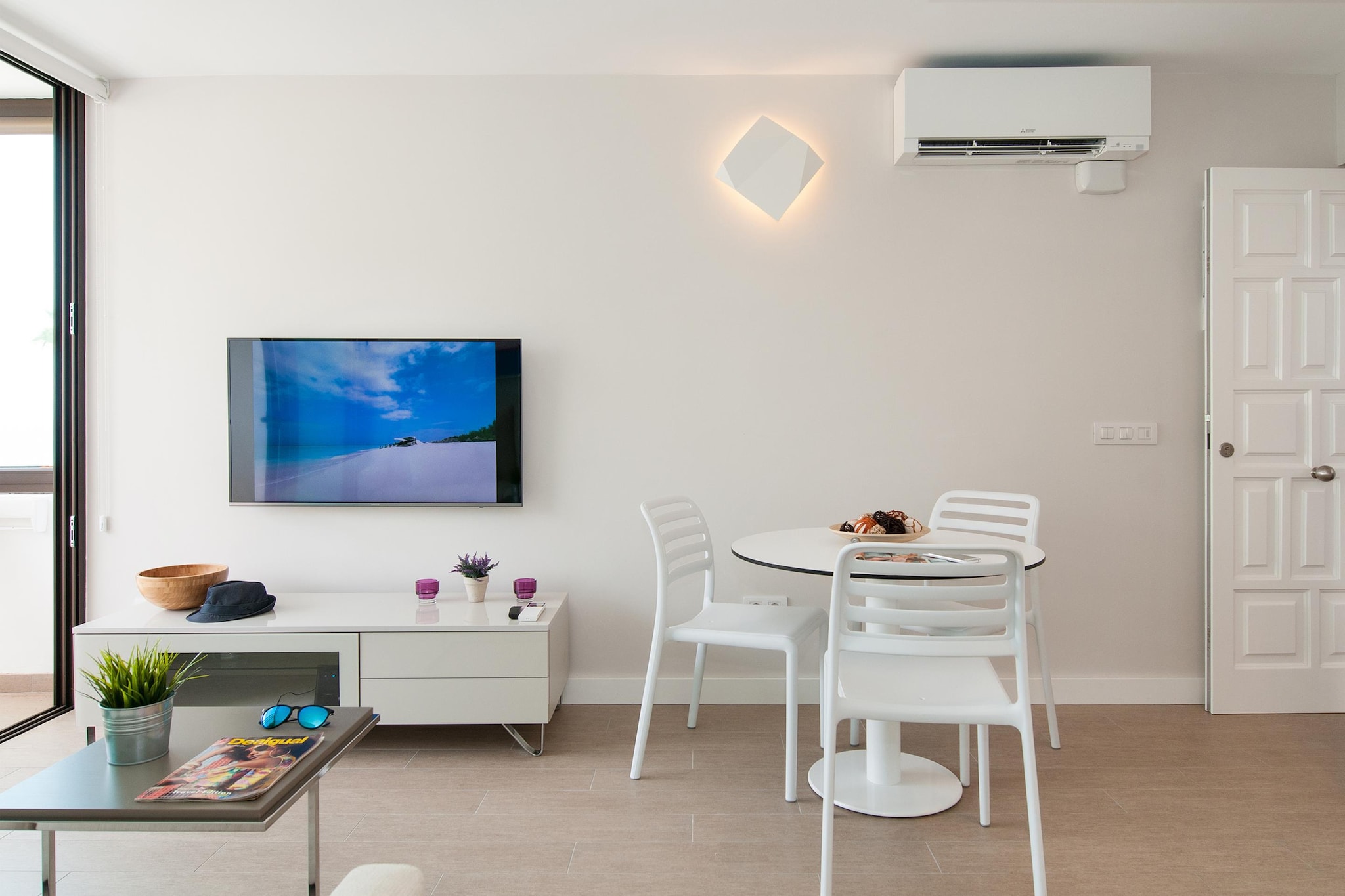 Cozy Maspalomas Bungalow with Pool