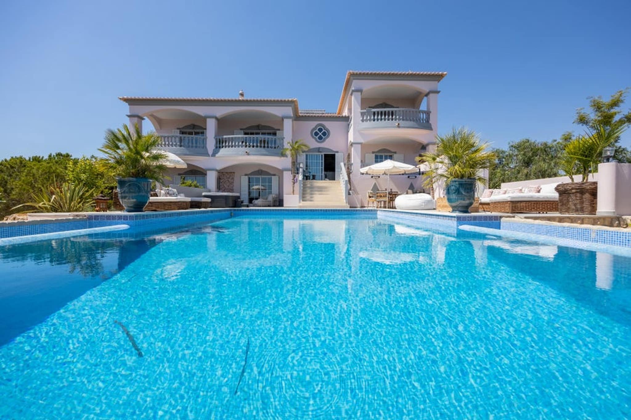 Luxurious Villa for 2 in Budens