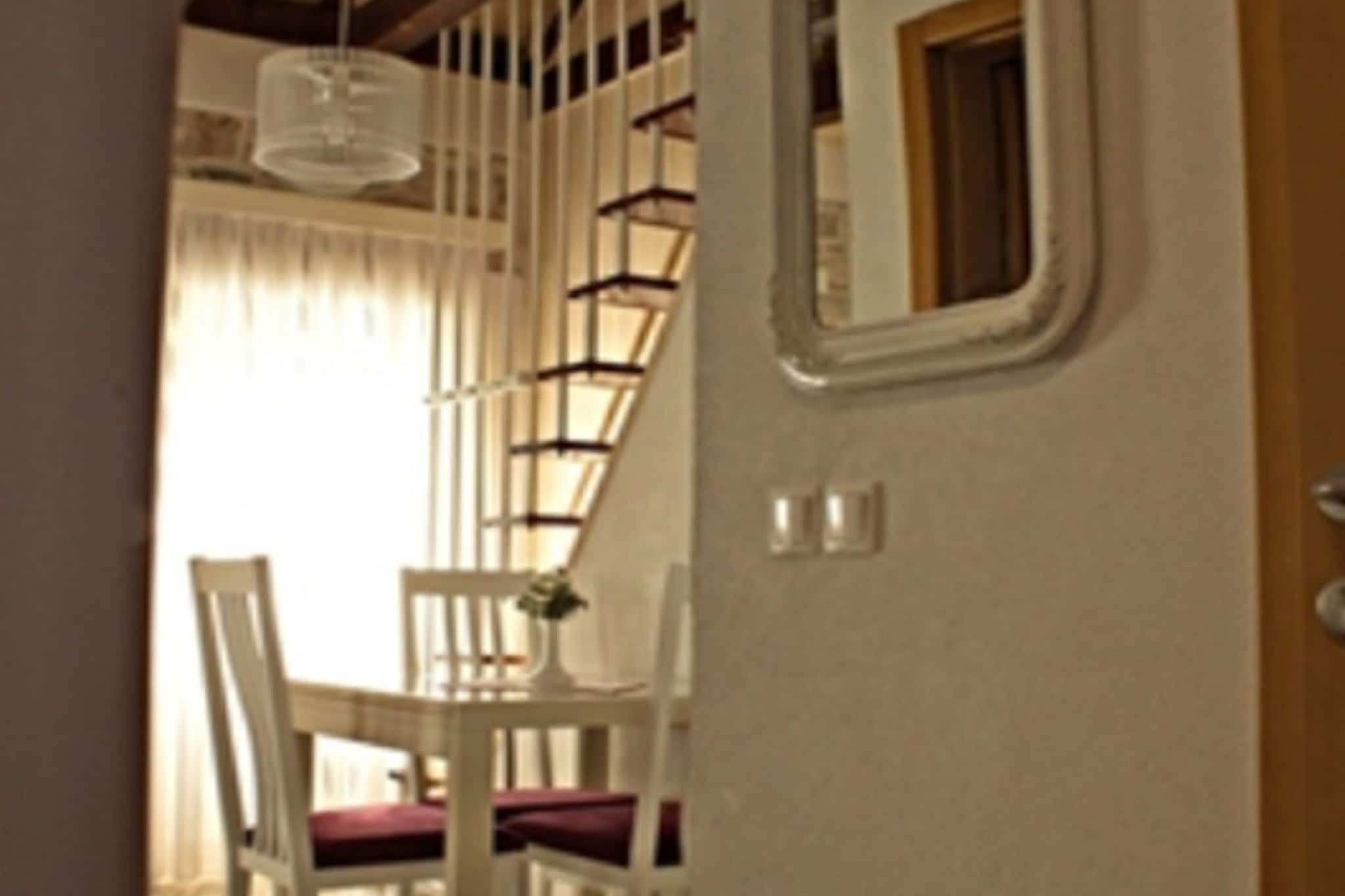 Menego Lodge Bol - Superior Duplex Apartment with Terrace