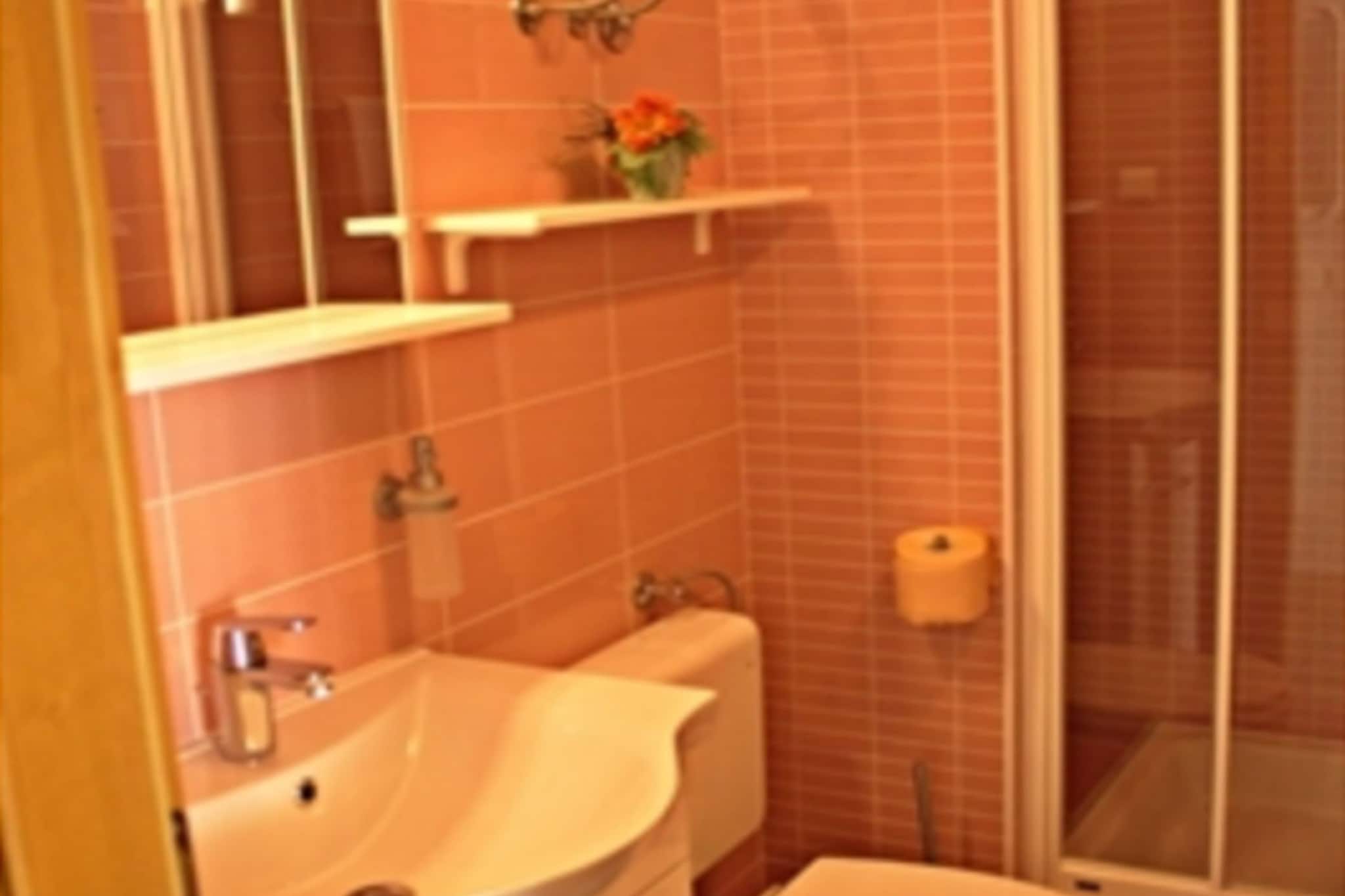 Menego Lodge Bol - Superior Duplex Apartment with Terrace - Badezimmer