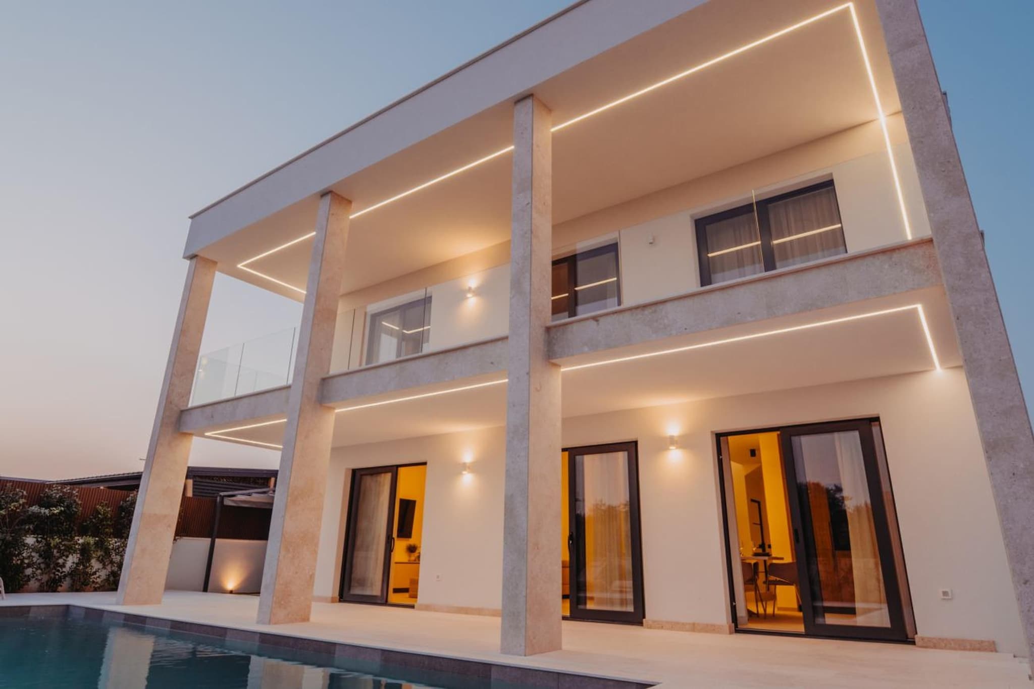 Seaview Villa Turnea - Buitenkant zomer