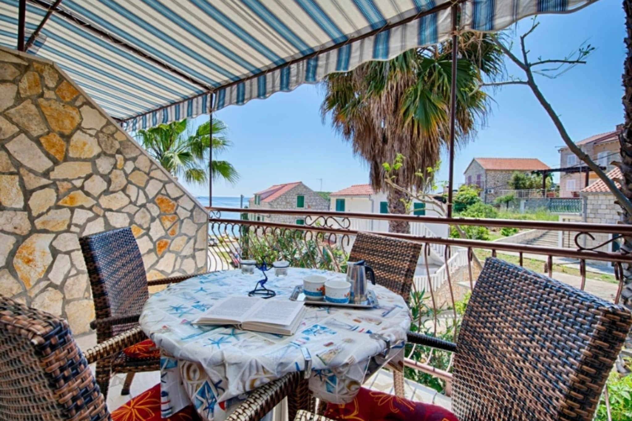 Golden Coast Apartments - A3  OneBedroom with Terrace and Seaview - Terrasse