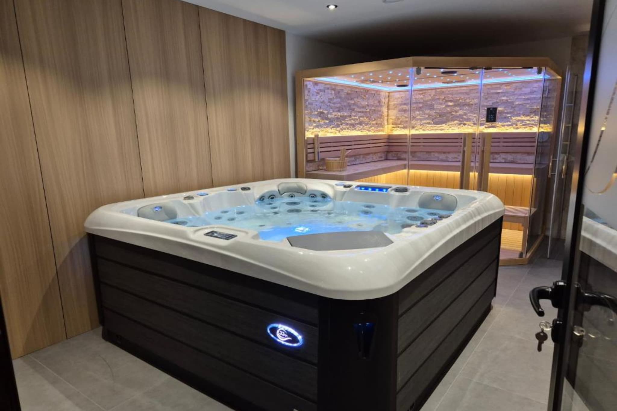 Belajec Wine & Nature Retreat - Two Bedroom Villa with the Pool - Sauna