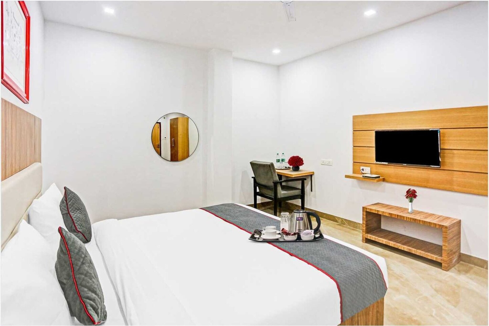 Comfortable Accommodations: Townhouse Sarnath Temple Varanasi Formerly Hind Hotel in Varanasi offers family rooms with air-conditioning, private bathrooms, and free WiFi. Each room includes a work desk, seating area, TV, and wardrobe. Dining and Leisure: The family-friendly restaurant serves Indian cuisine with halal and vegetarian options for lunch and dinner. Guests can also enjoy a bar and relax in the on-site restaurant. Convenient Facilities: The hotel provides a 24-hour front desk, daily housekeeping service, room service, and luggage storage. Additional amenities include free toiletries, a private entrance, and tiled floors. Nearby Attractions: Sarnath is 3.1 km away, while Manikarnika Ghat and Dasaswamedh Ghat are 6 and 7 km respectively. Lal Bahadur Shastri International Airport is 26 km from the property. 

Early Check-In Policy: A full day’s room rate will be charged for check-ins before 6:00 AM. Complimentary early check-in is available between 6:00 AM and 10:00 AM, subject to room availability.
Check-in is only available to guests aged 18 and above. Please provide a government-issued ID to confirm your age.