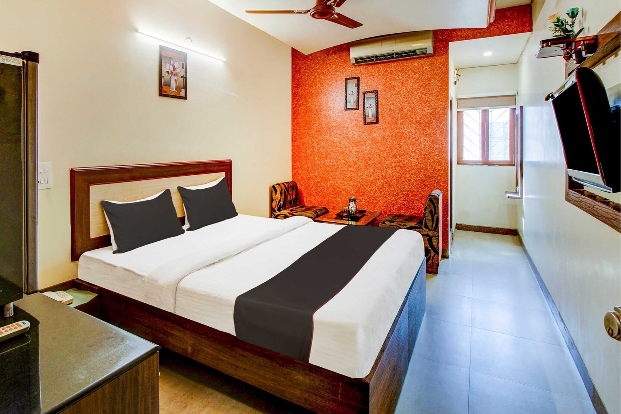 Comfortable Accommodations: Townhouse Dange Chowk Bus Terminal in Pune offers 4-star comfort with free WiFi, air-conditioning, and private bathrooms. Each room includes a work desk, seating area, TV, and free toiletries. Convenient Facilities: Guests benefit from a lift, 24-hour front desk, daily housekeeping, family rooms, room service, and luggage storage. Additional amenities include a workout area and a business centre. Prime Location: Located 7 km from Fergusson College and Raja Dinkar Kelkar Museum, the hotel is also near Srimant Dagadusheth Halwai Ganapati Temple and Pataleshwar Cave Temple. Pune International Airport is 17 km away.
Unmarried couples are warmly welcome at this property.
Guests with local ID proof are warmly welcome.
Foreign guests are welcome and allowed to stay at this property without any restrictions
Early Check-In Policy: A full day’s room rate will be charged for check-ins before 6:00 AM. Complimentary early check-in is available between 6:00 AM and 10:00 AM, subject to room availability.
Check-in is only available to guests aged 18 and above. Please provide a government-issued ID to confirm your age.
