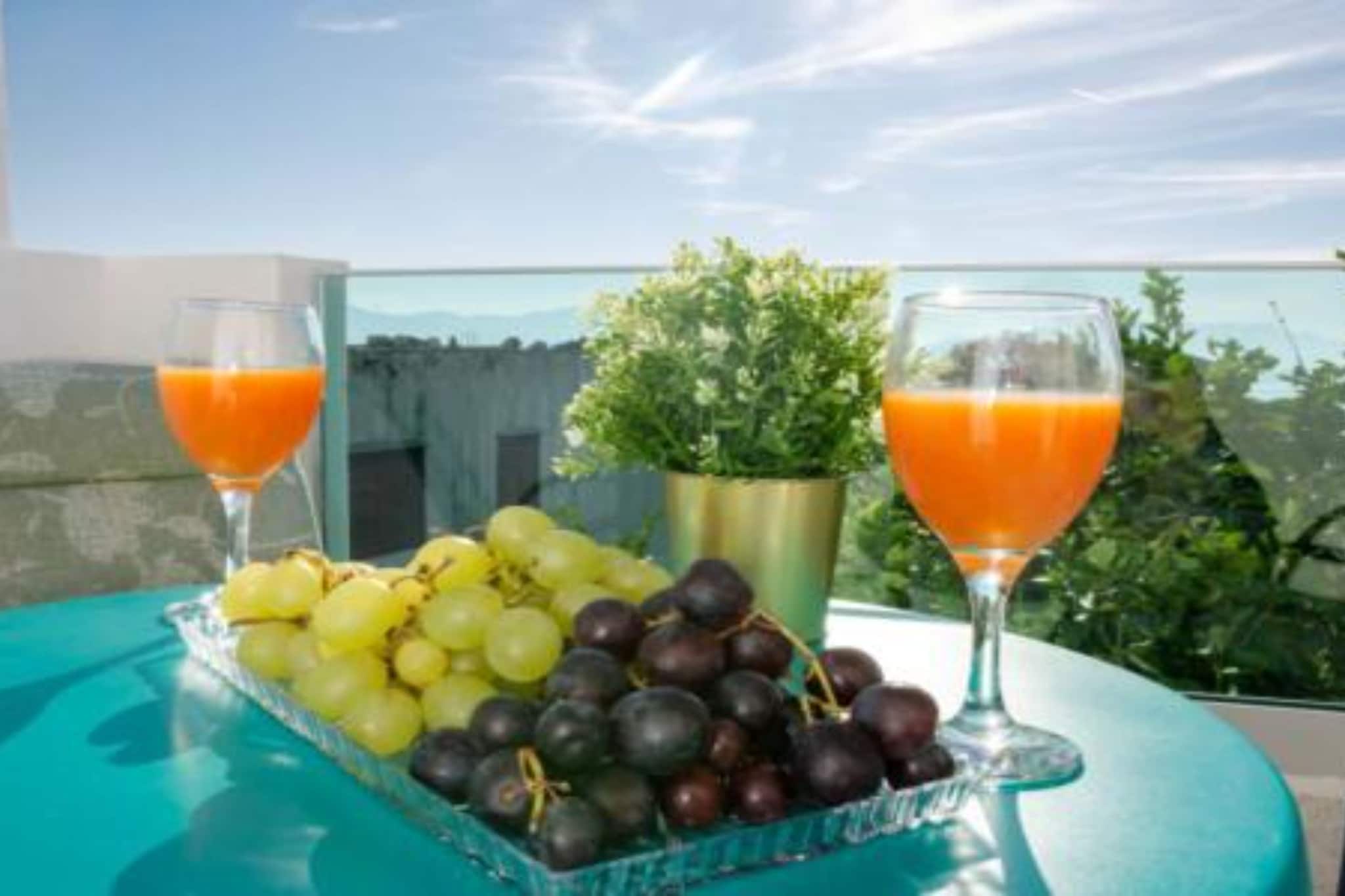 Villa Goldfield - Classic One Bedroom Apartment with Sea View and Balcony - Terrasse / balcon