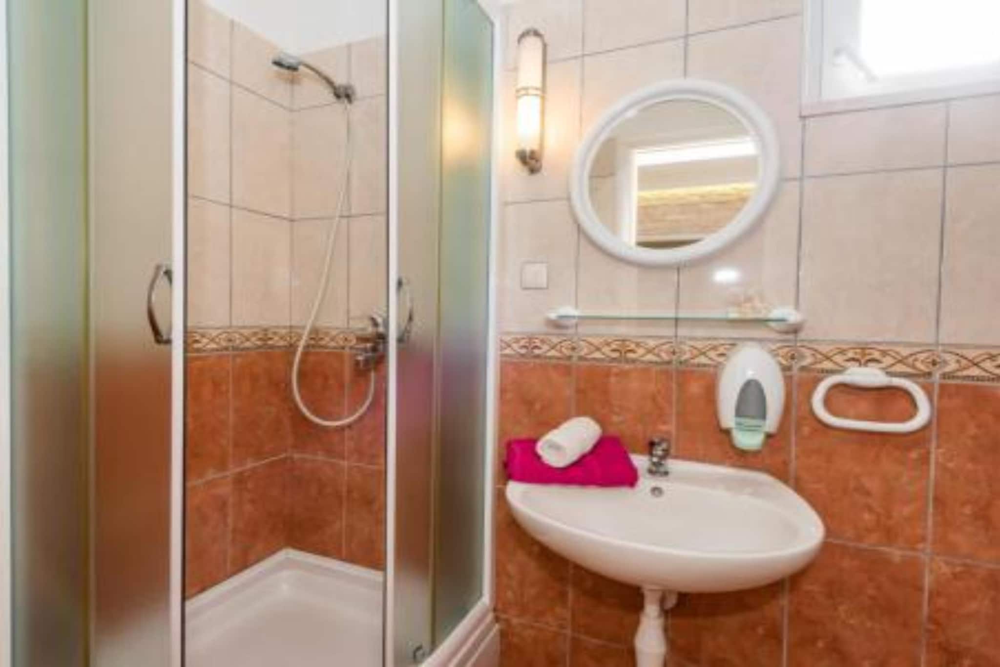 Villa Goldfield - Comfort One Bedroom Apartment with Sea View and Balcony - Salle de bain