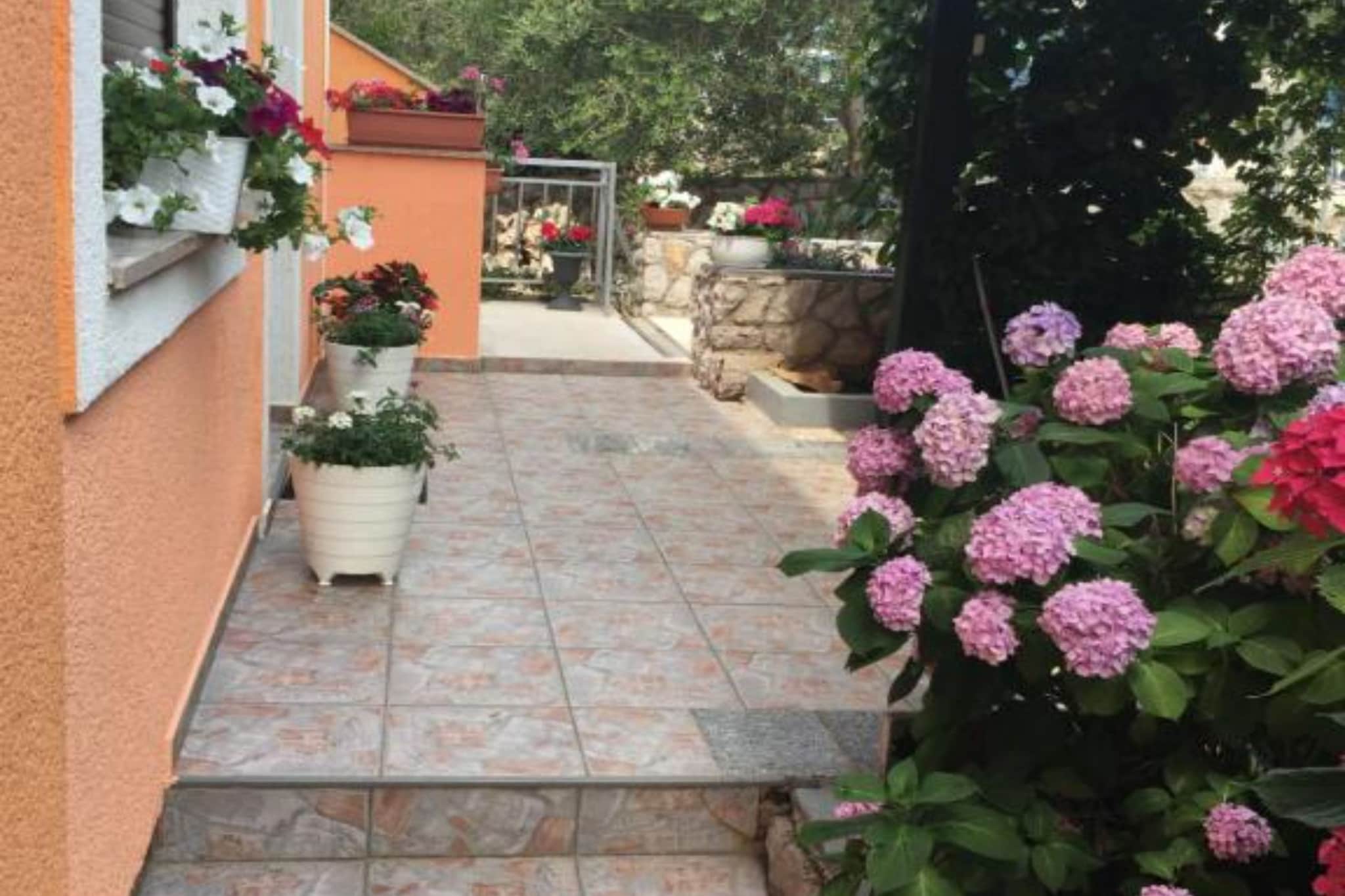 Apartments Bozena - Two bedroom apartment 5 + 2 (Natalka) - Im Freien