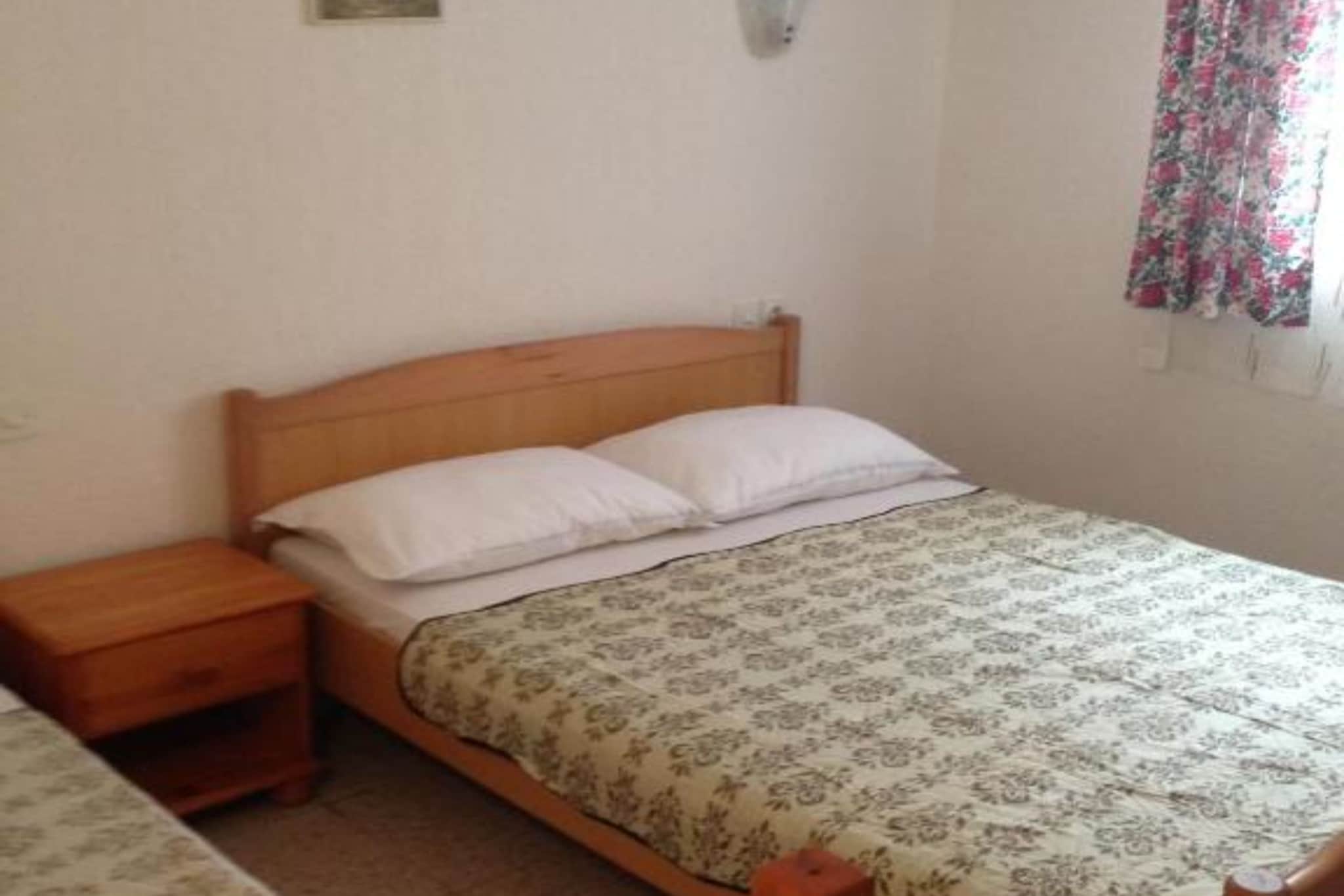 Apartments Bozena - Two bedroom apartment 5 + 2 (Natalka) - Schlafzimmer