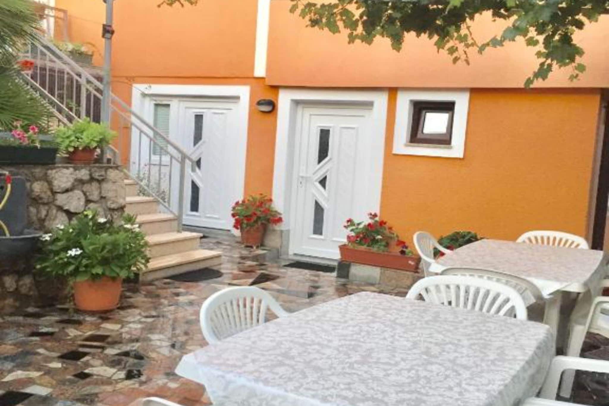 Apartments Bozena - Two bedroom apartment 4+2 (Janik)