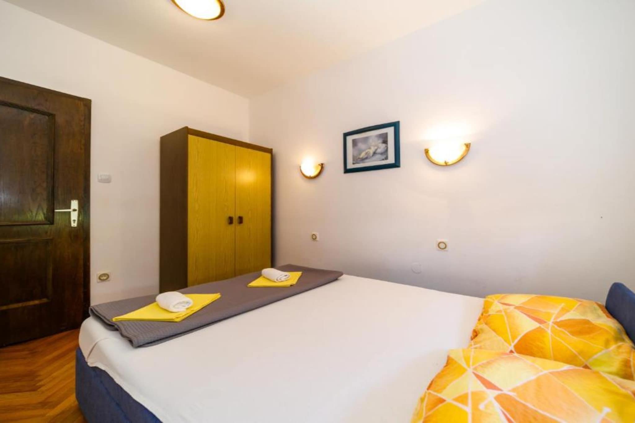 Apartments Bozena - Two bedroom apartment 4+2 (Janik)
