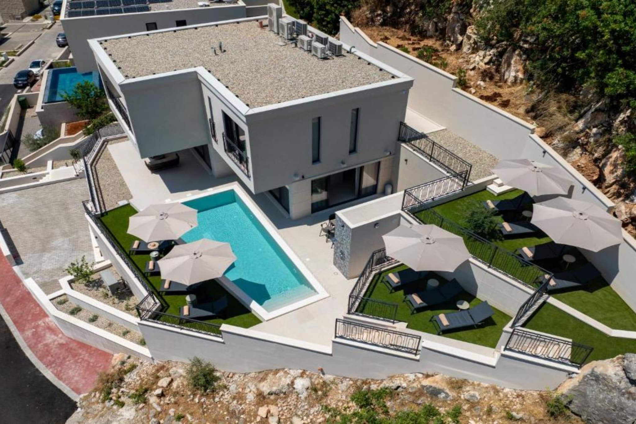 Lux Villa Mariva - Five bedroom Villa with pool - Buitenlucht