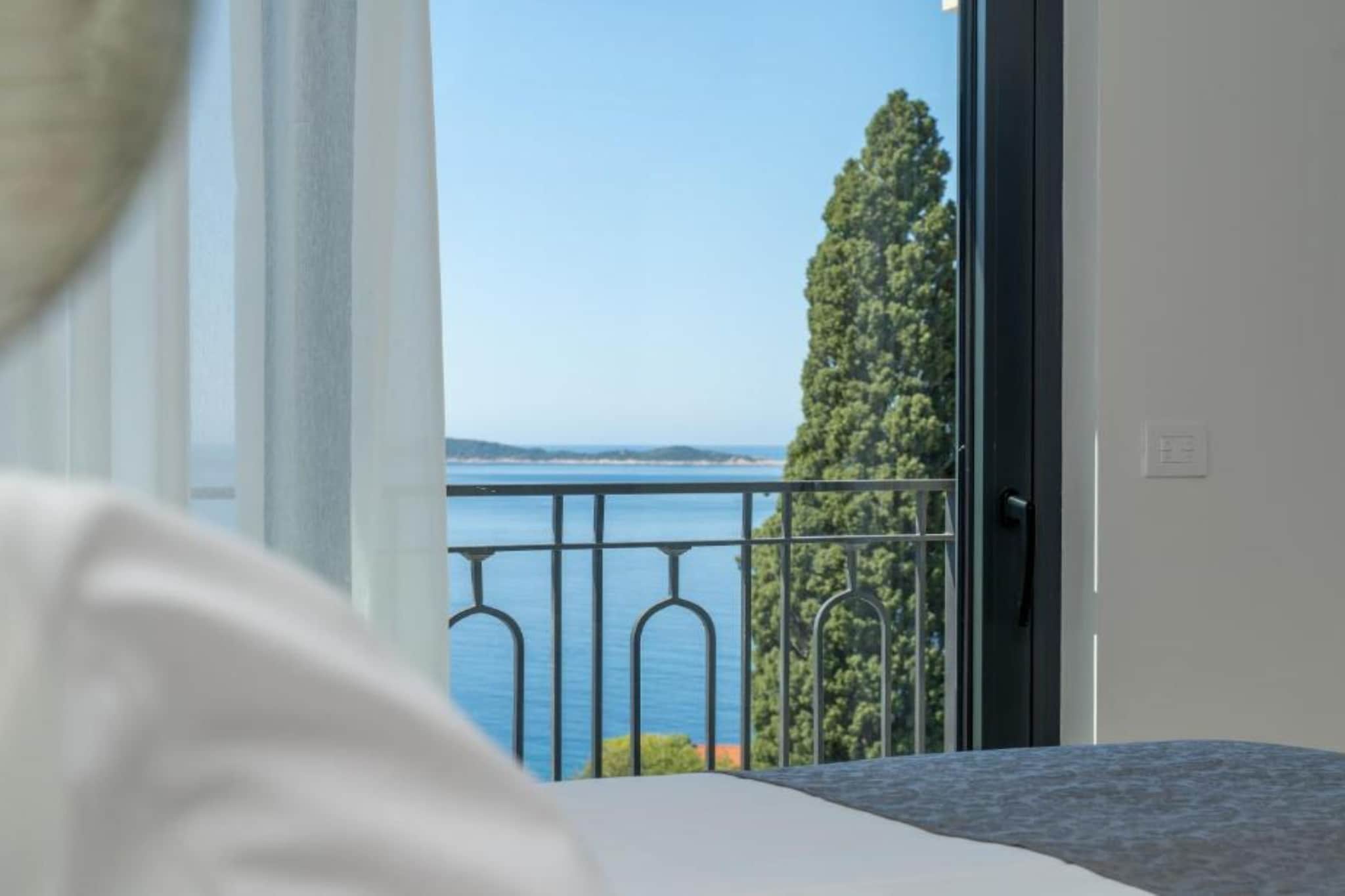Lux Villa Mariva - Five bedroom Villa with pool - Slaapkamer