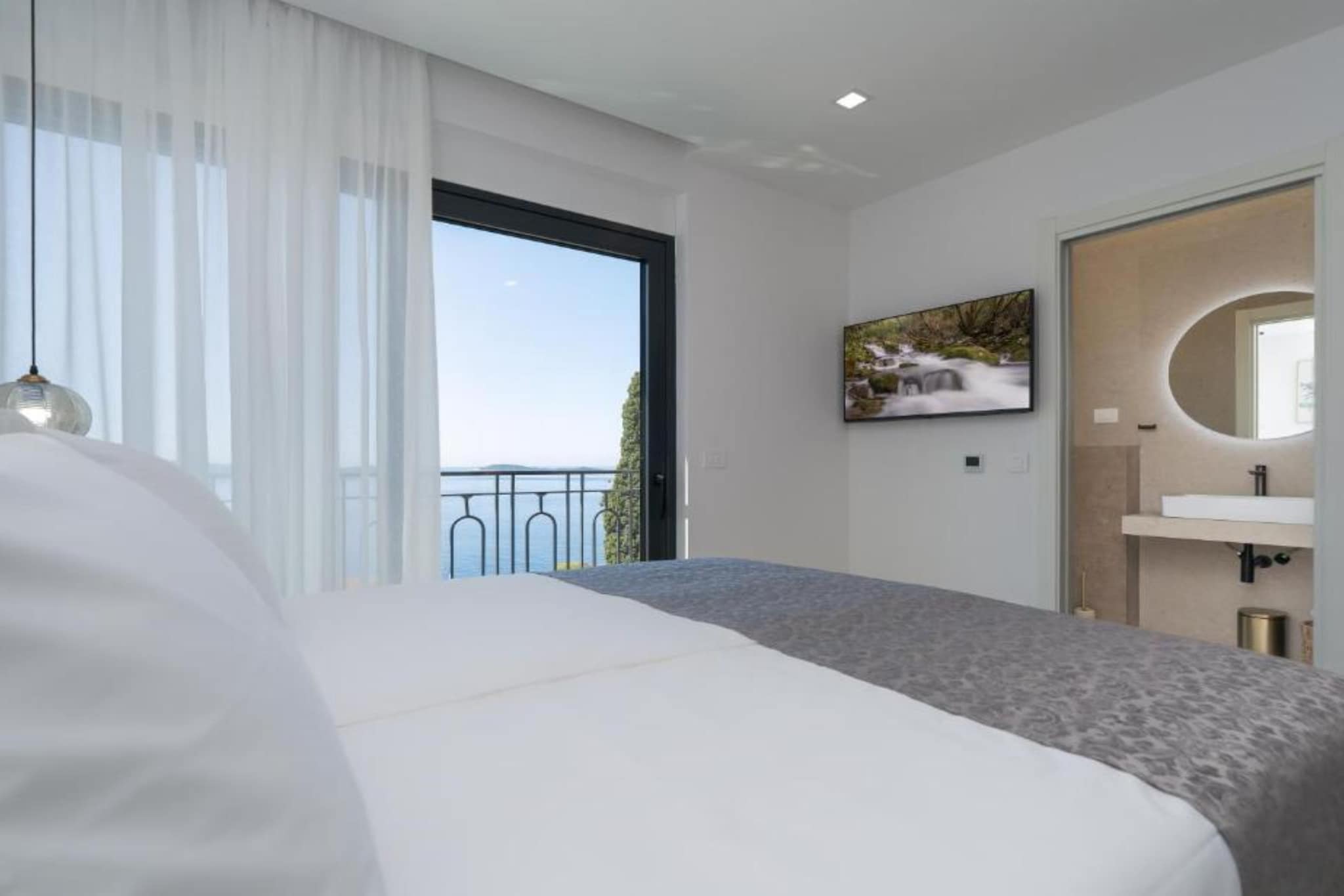 Lux Villa Mariva - Five bedroom Villa with pool - Slaapkamer