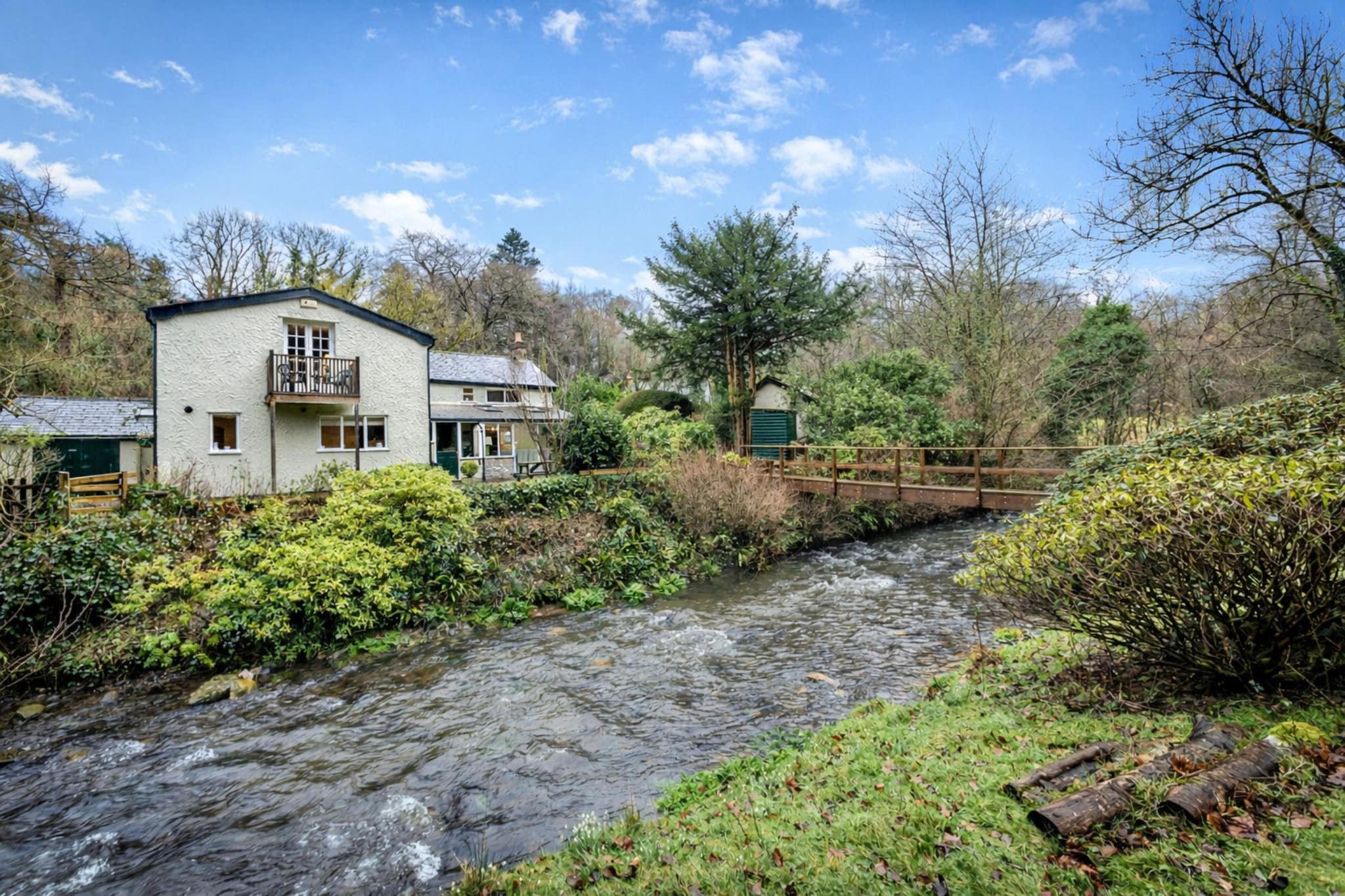 Dolhyfryd Lodge - Buitenkant zomer