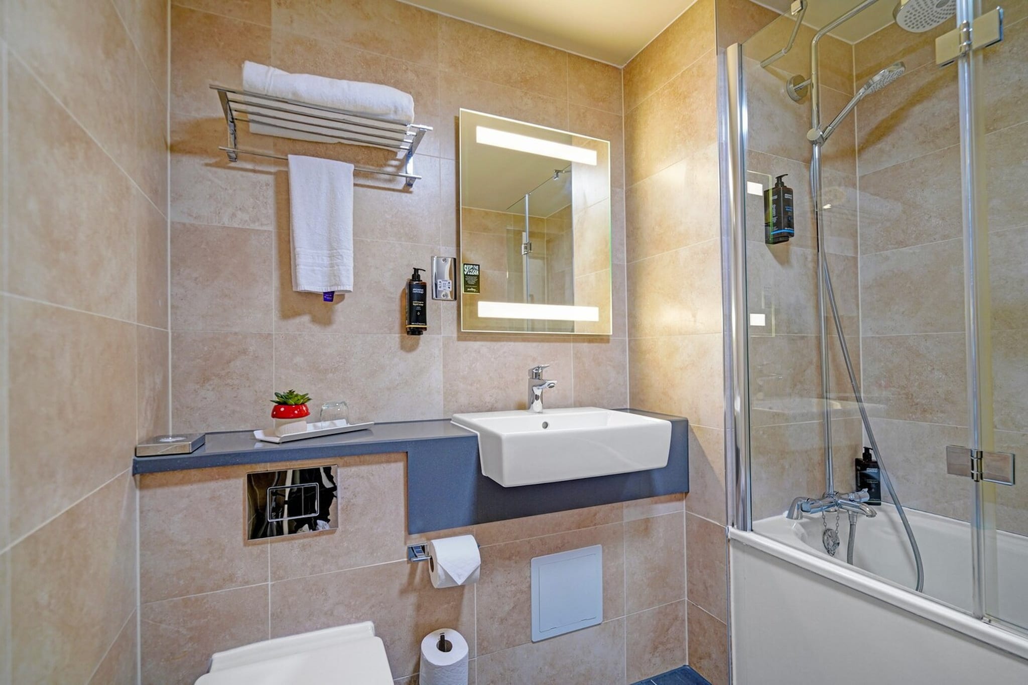 Standard Single Room - Badezimmer