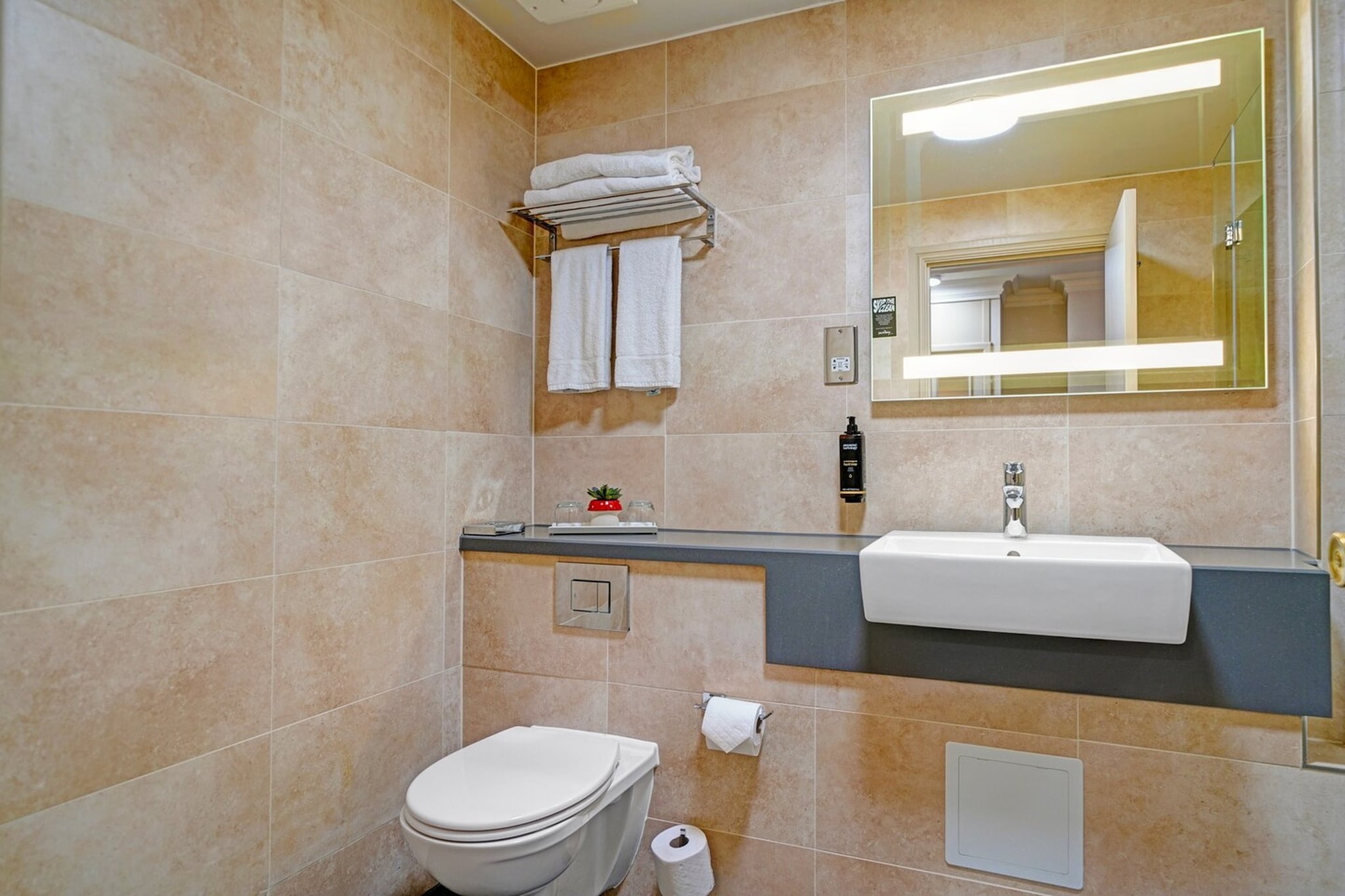 Standard Twin Room - Badezimmer