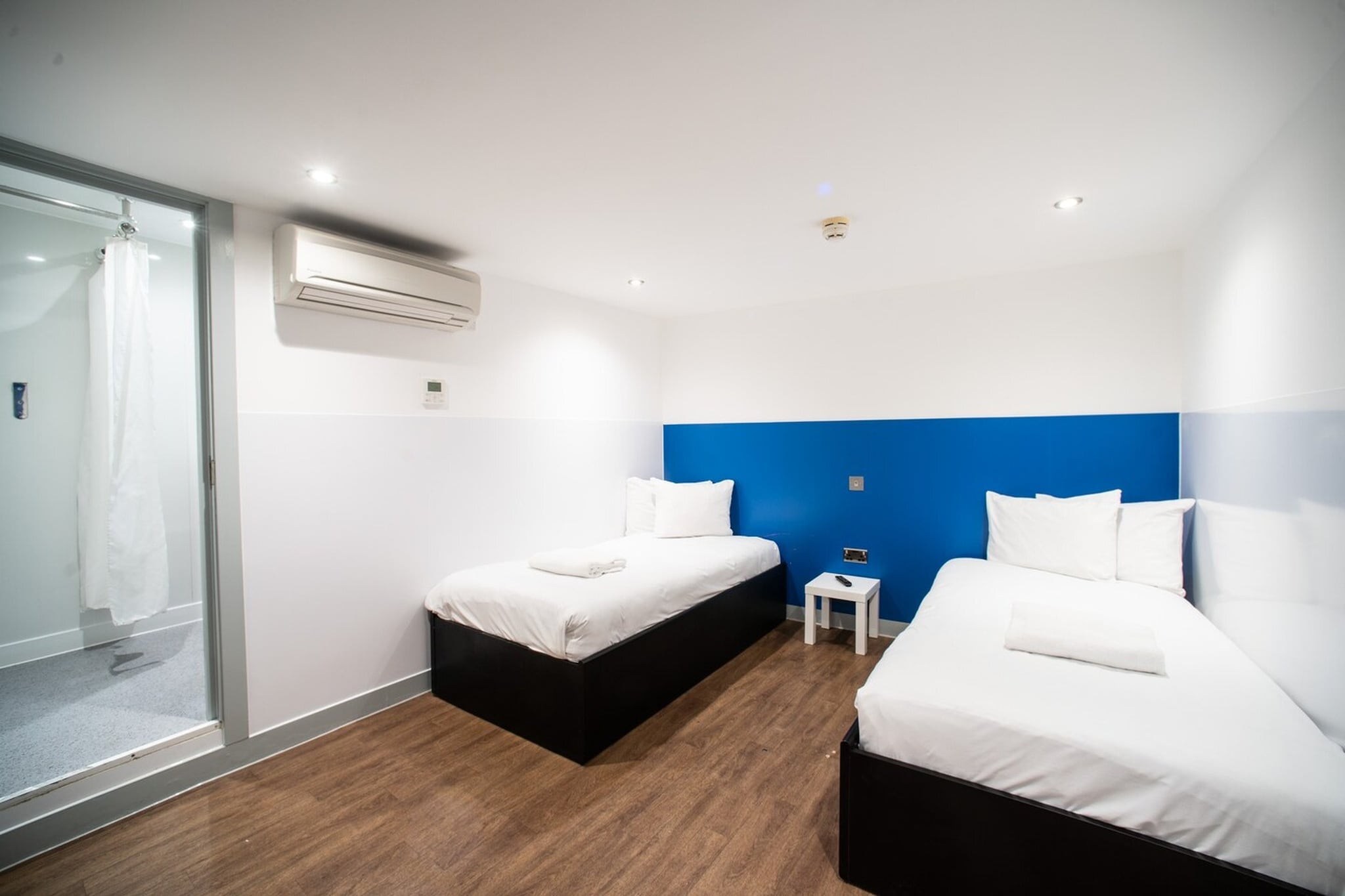 Small Double Room - No Window - Schlafzimmer