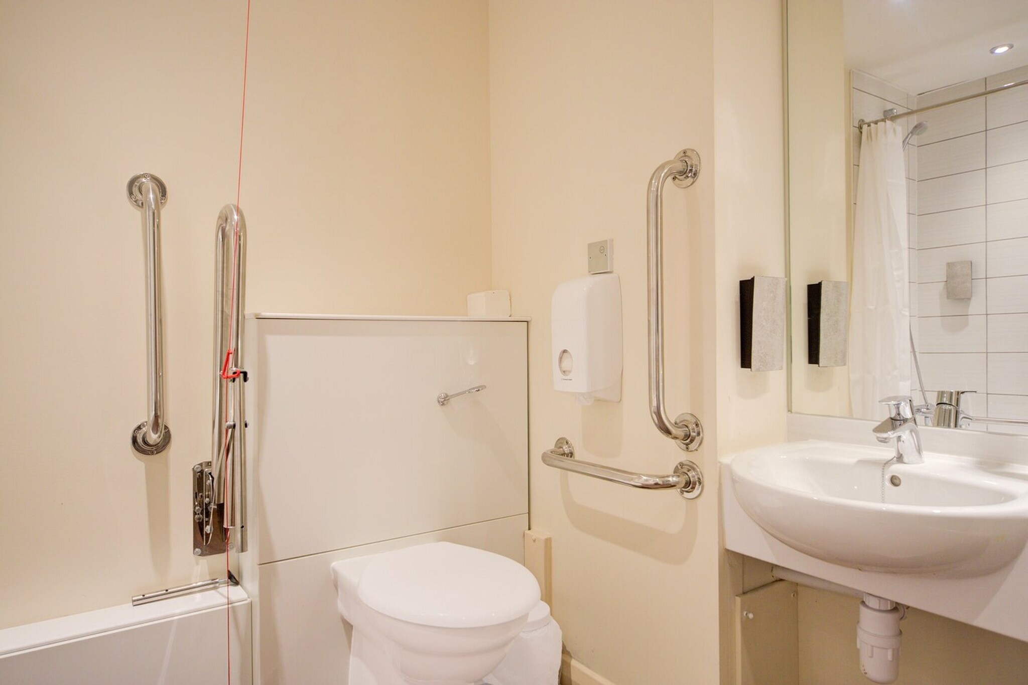 Standard Family of 3 Room - Badkamer