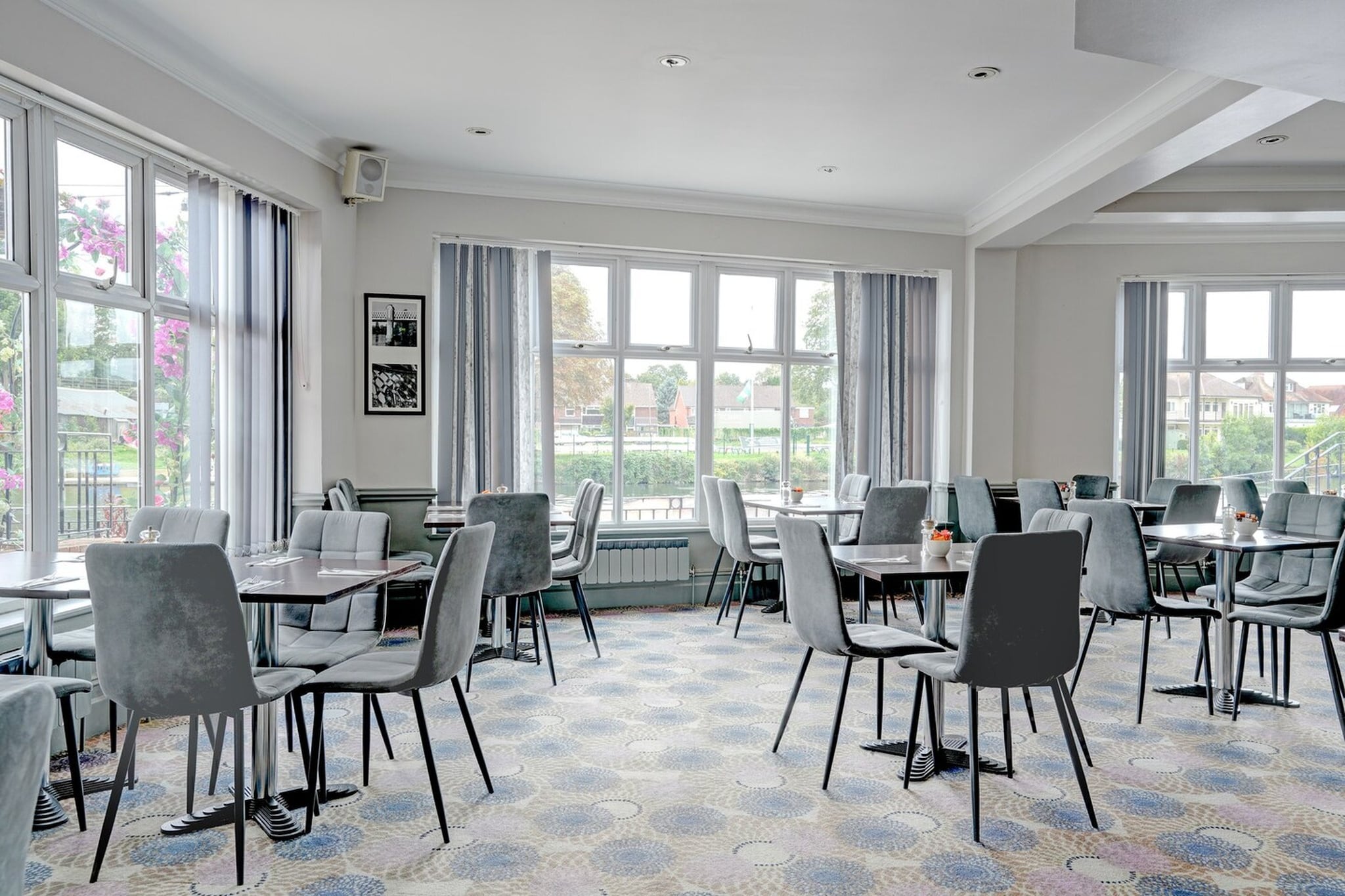 Twin Room with River View - Faciliteiten