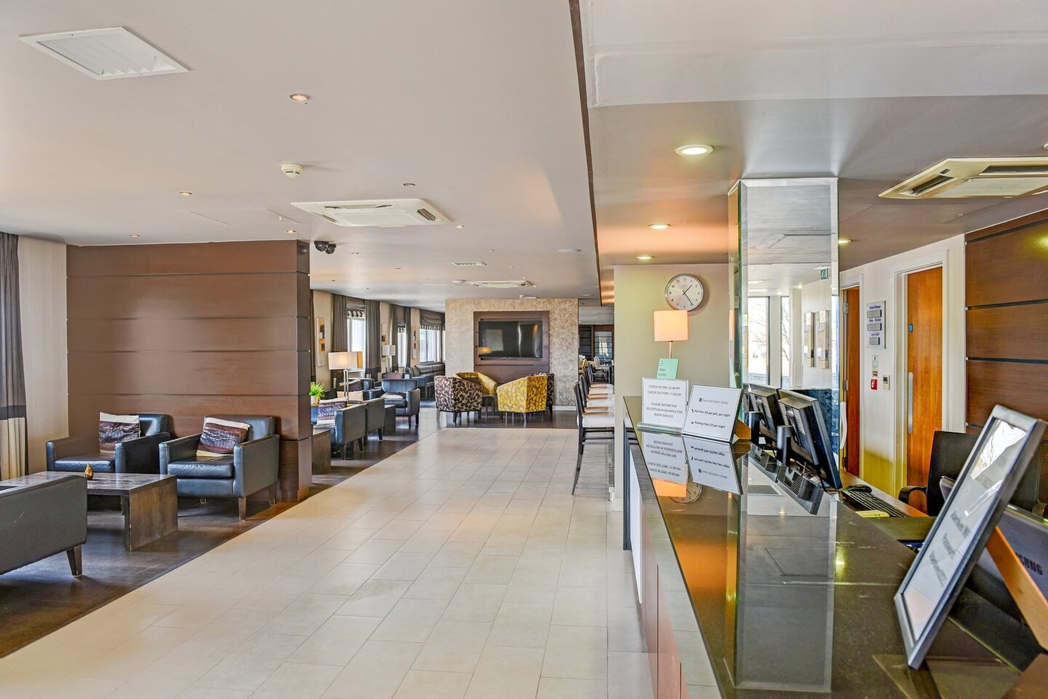 Standard Twin Room - Hall / réception